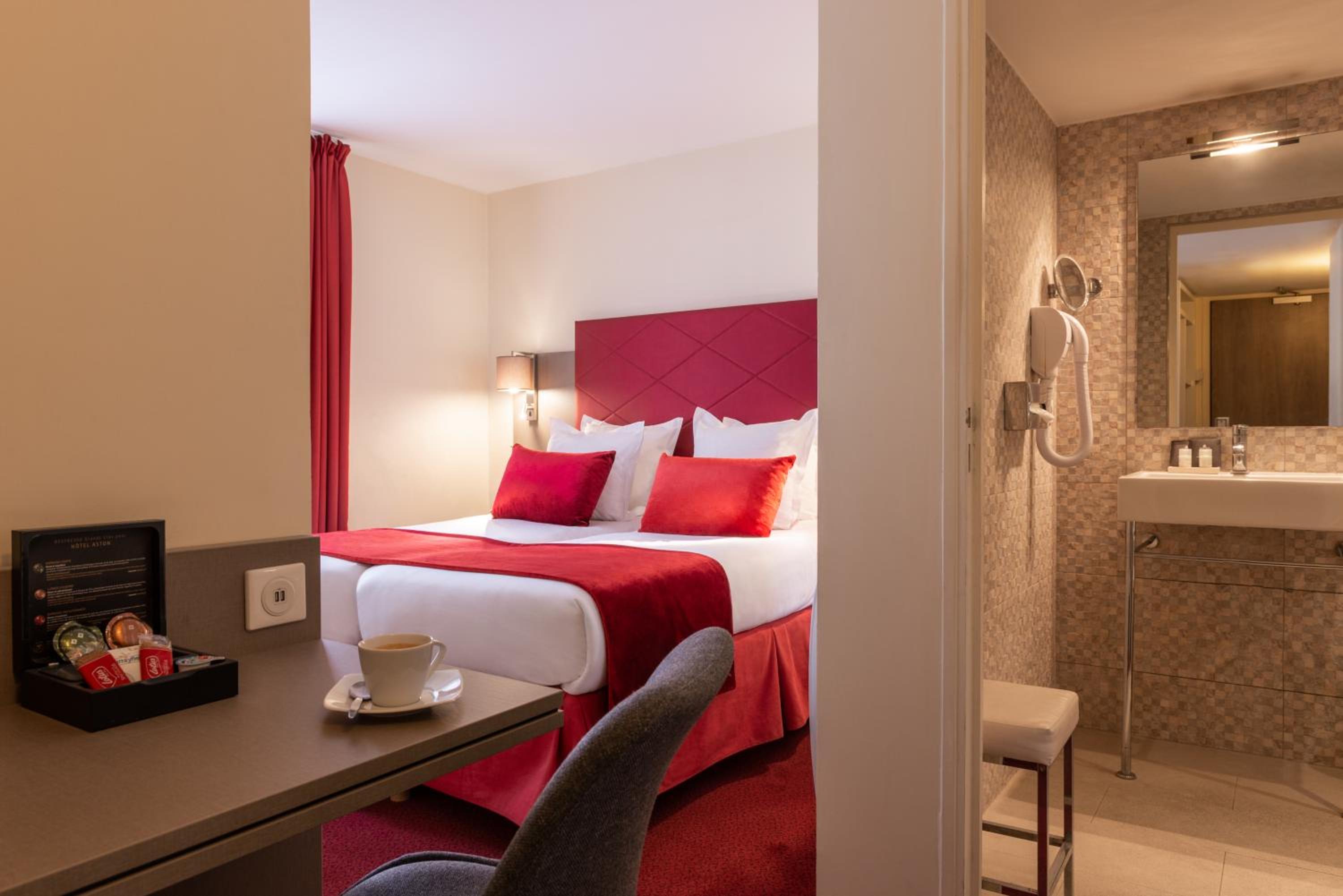 Superior Double or Twin Room photo 1