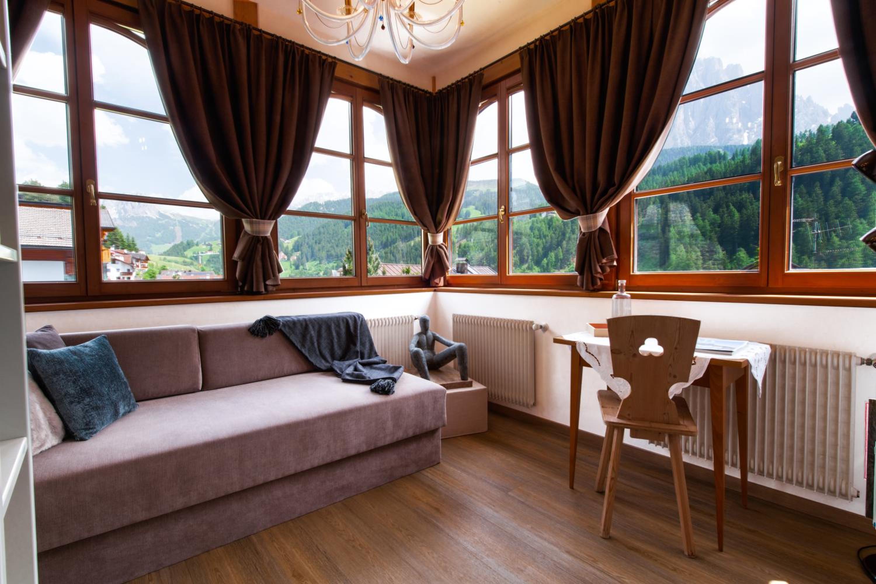 Tower Suite - Photo 6