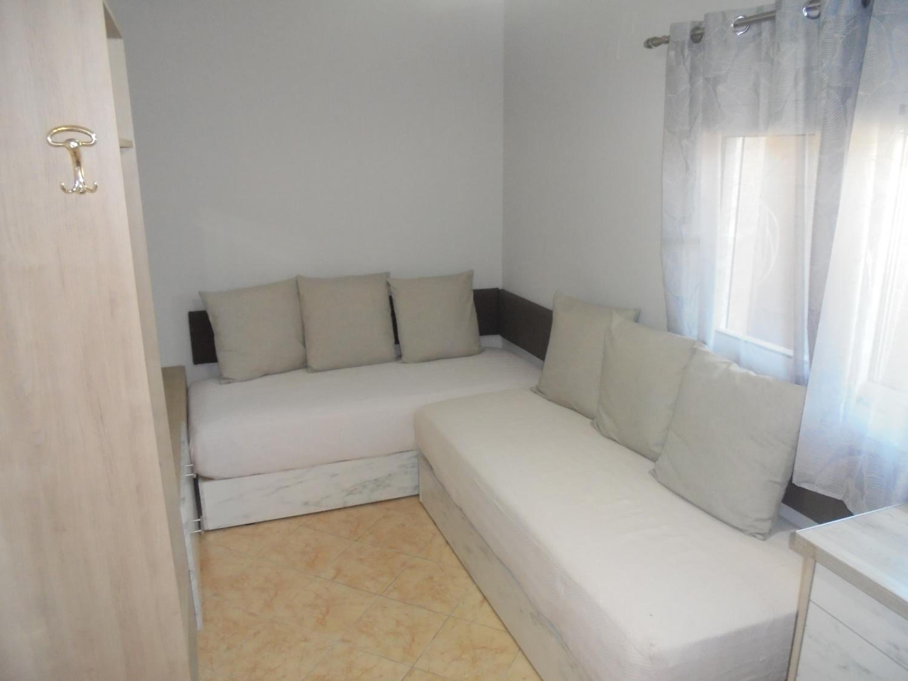Apartment - Ground Floor - Photo 5
