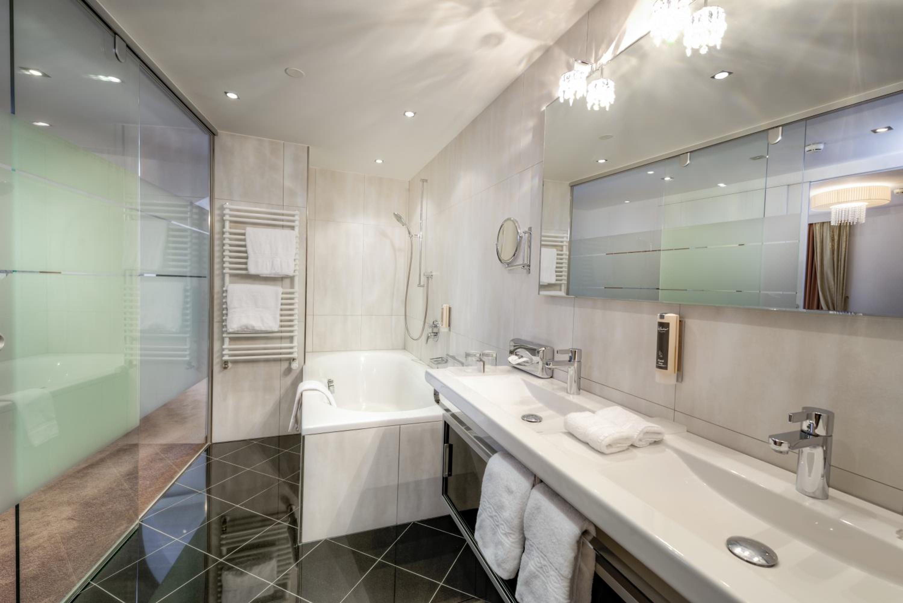Suite photo 3