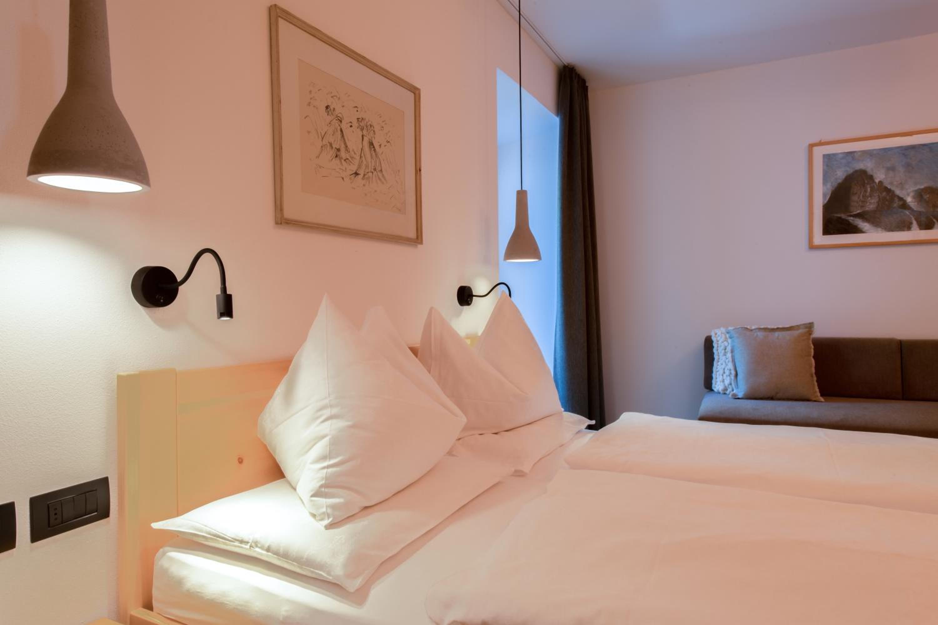 Superior Double or Twin Room - Photo 7