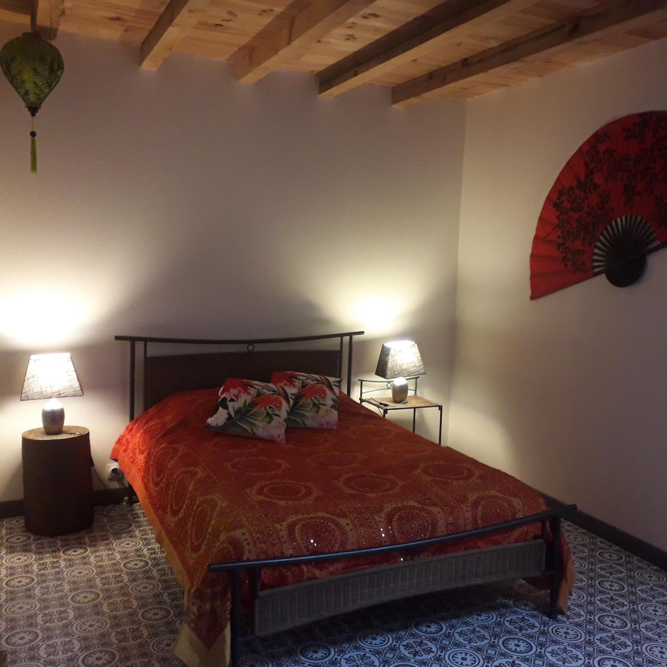 Double Room with Shared Bathroom photo 1