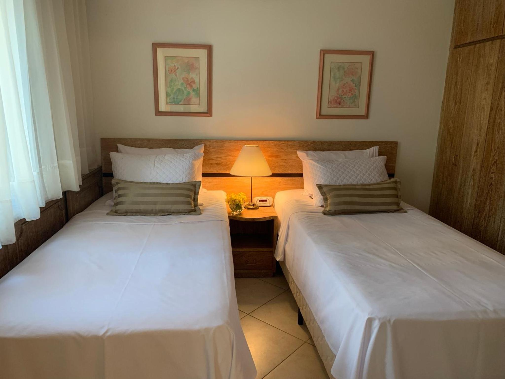 Standard Twin Room - Photo 1