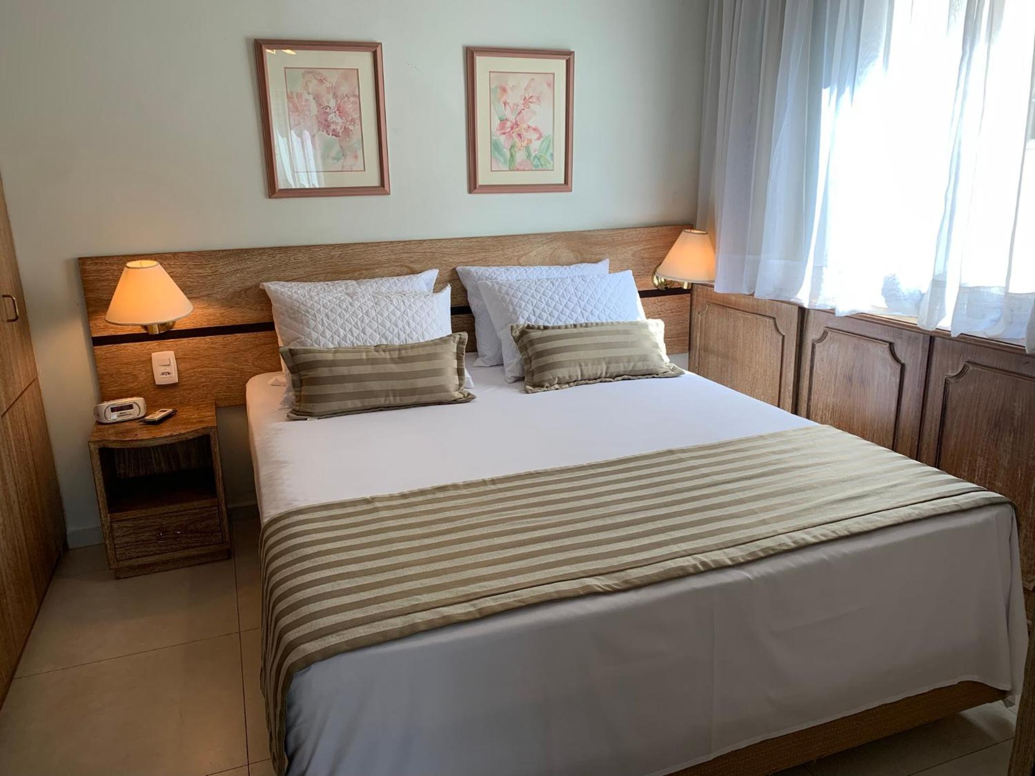 Standard Queen Room - Photo 16