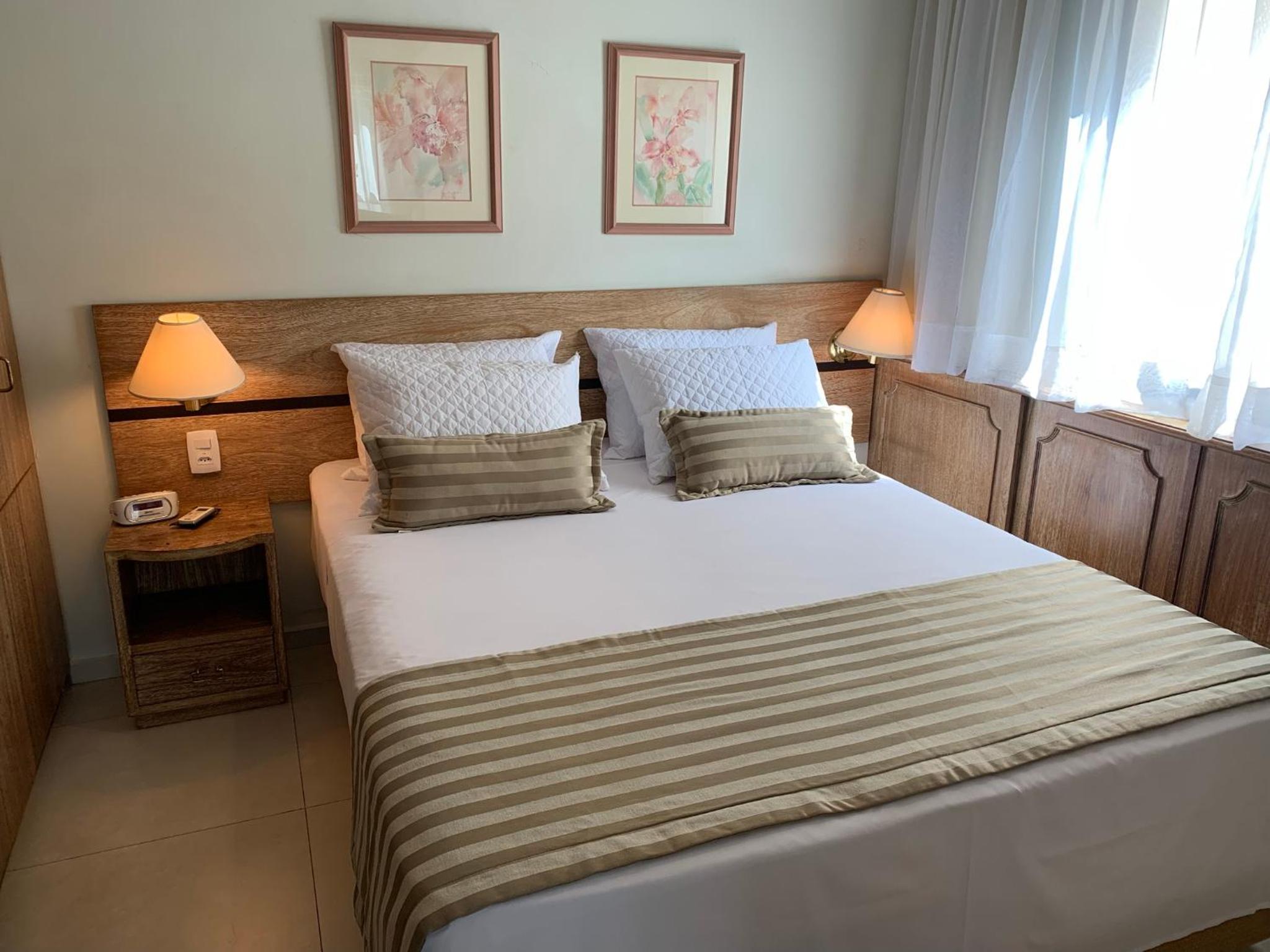 Standard Queen Room - Photo 7