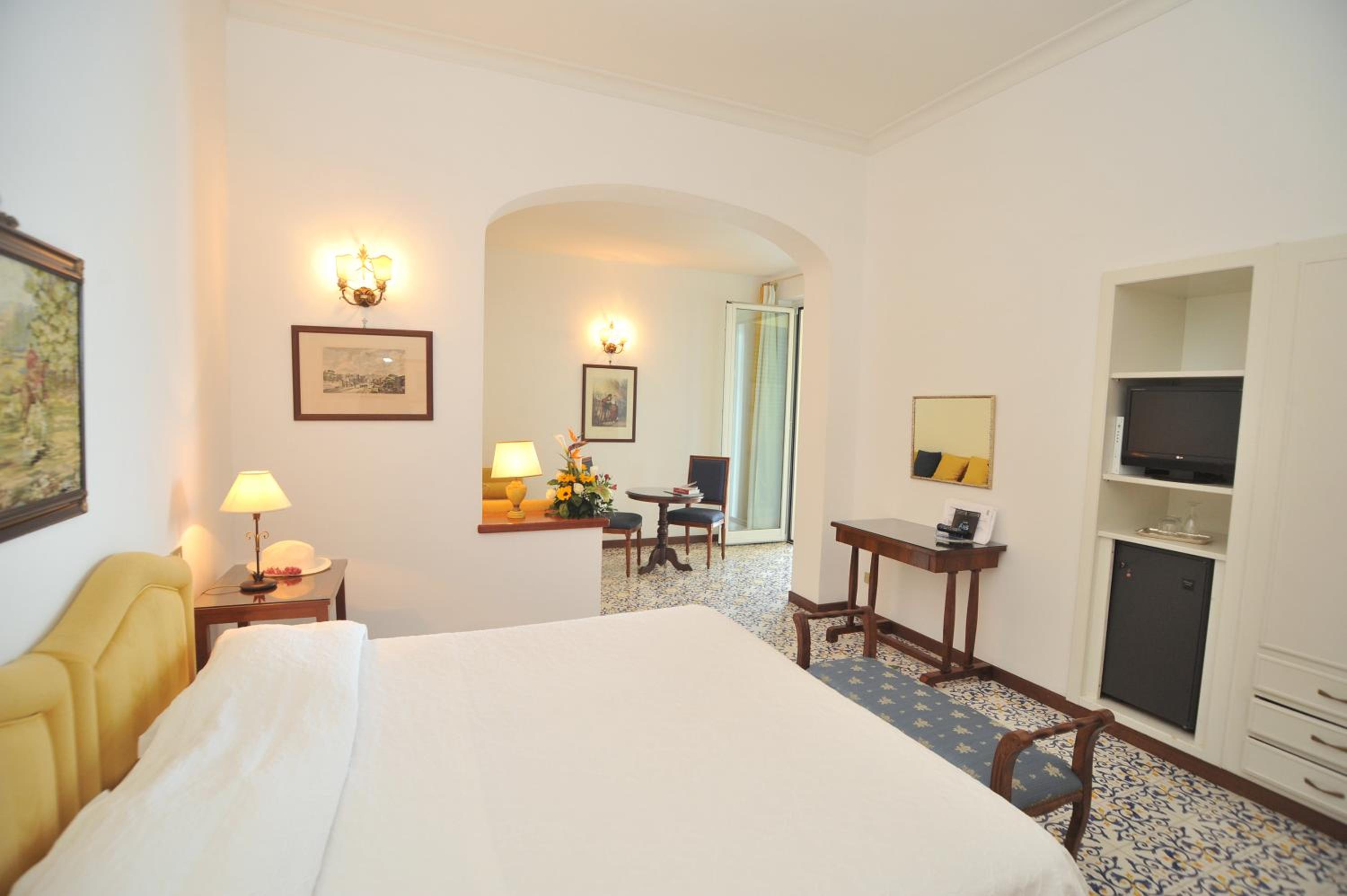 Junior Suite with Sea View - Photo 20