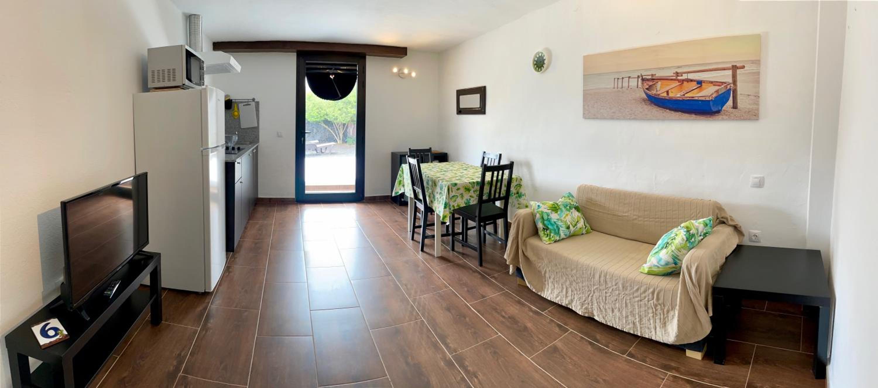 Apartamento con vista al jardín