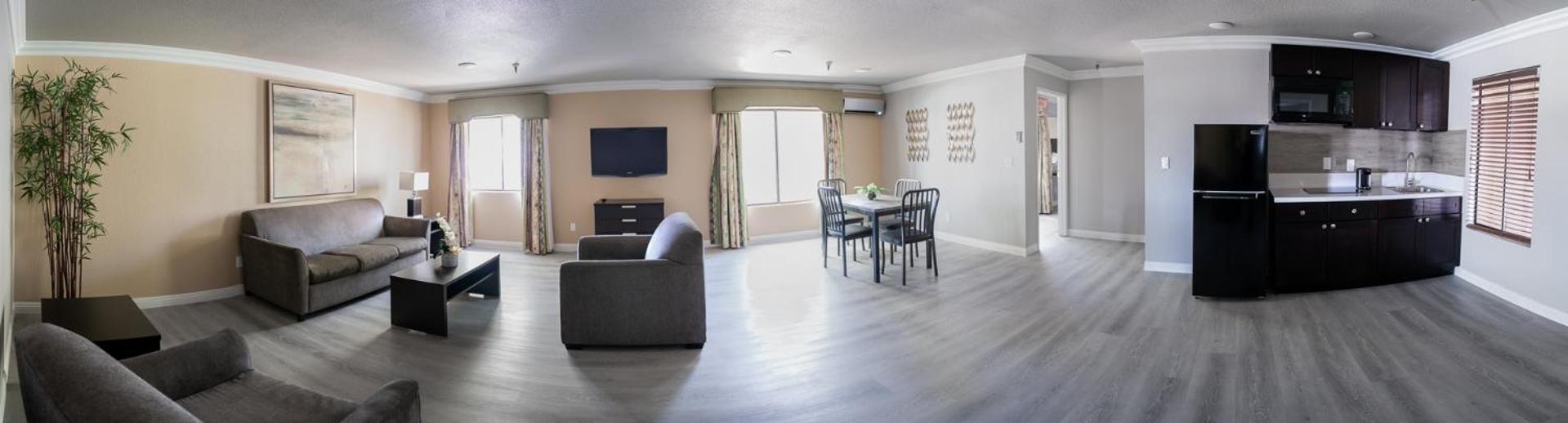 Extended Stay Majestic Suite - Photo 1