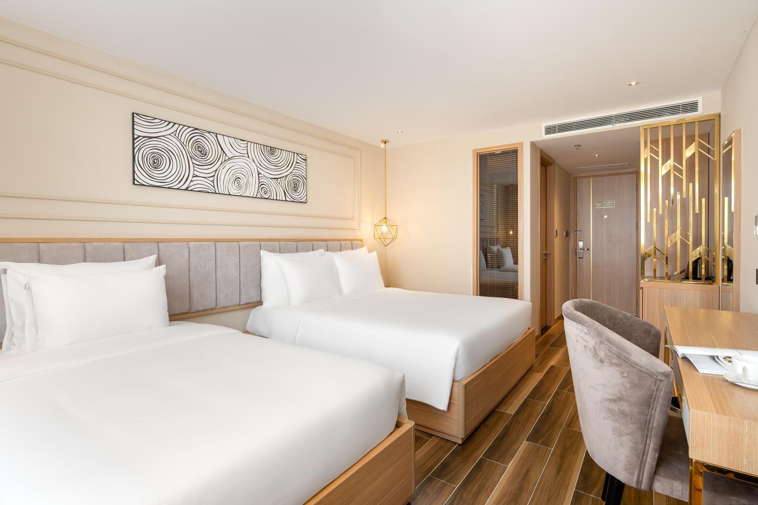 Superior Twin Room - Photo 8