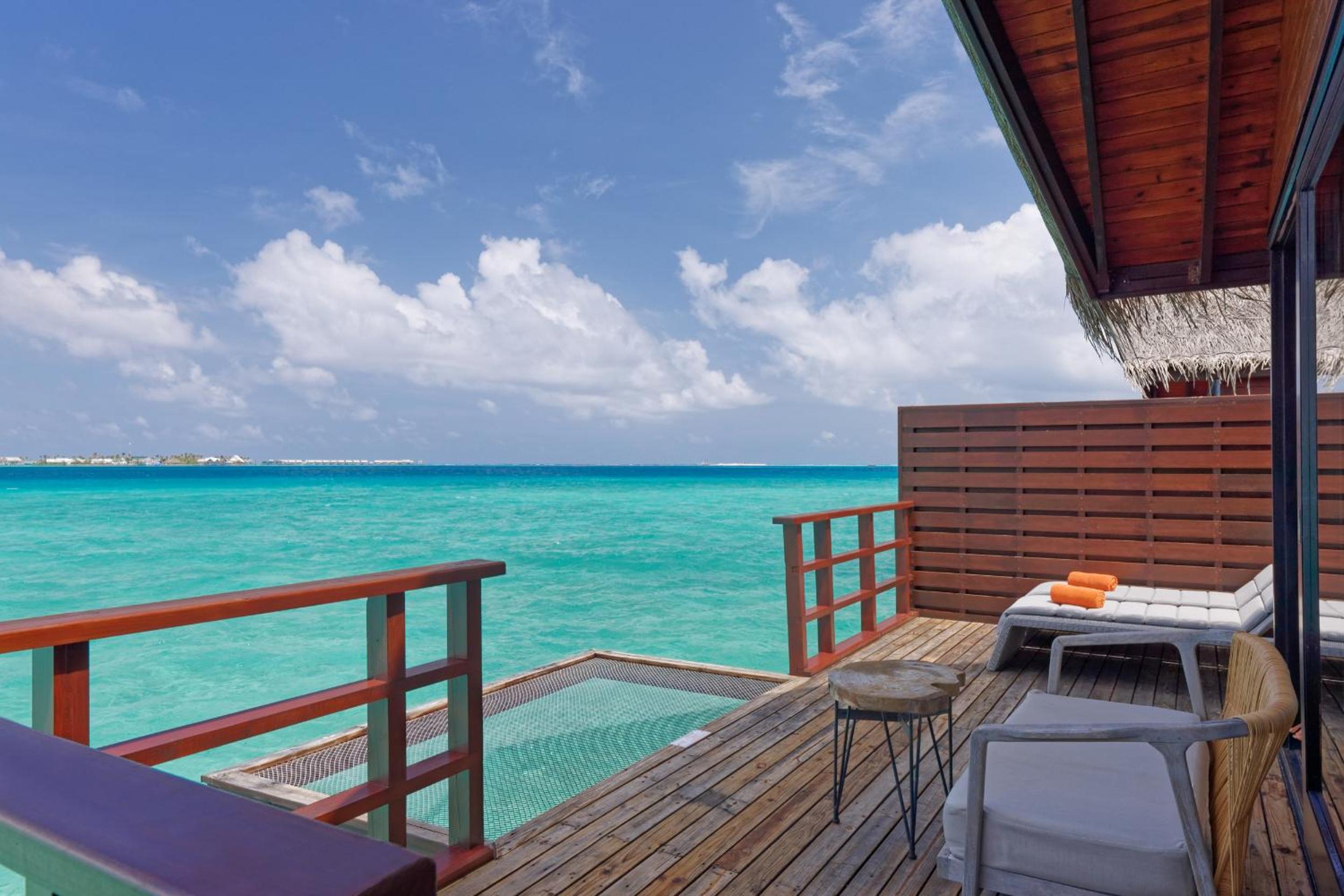 Lagoon Water Villa  photo 3