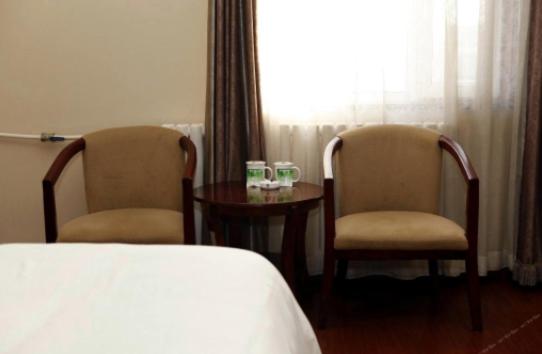 Business Suite photo 3