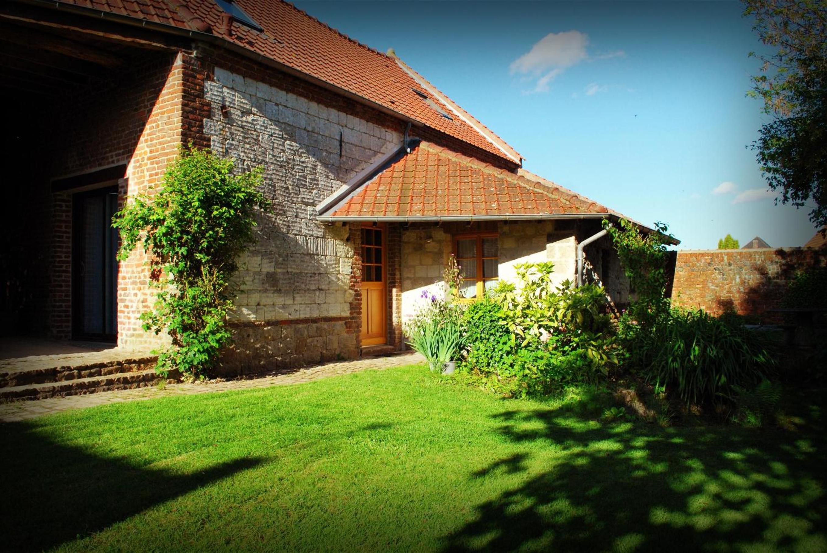 Three-Bedroom House - Photo 14