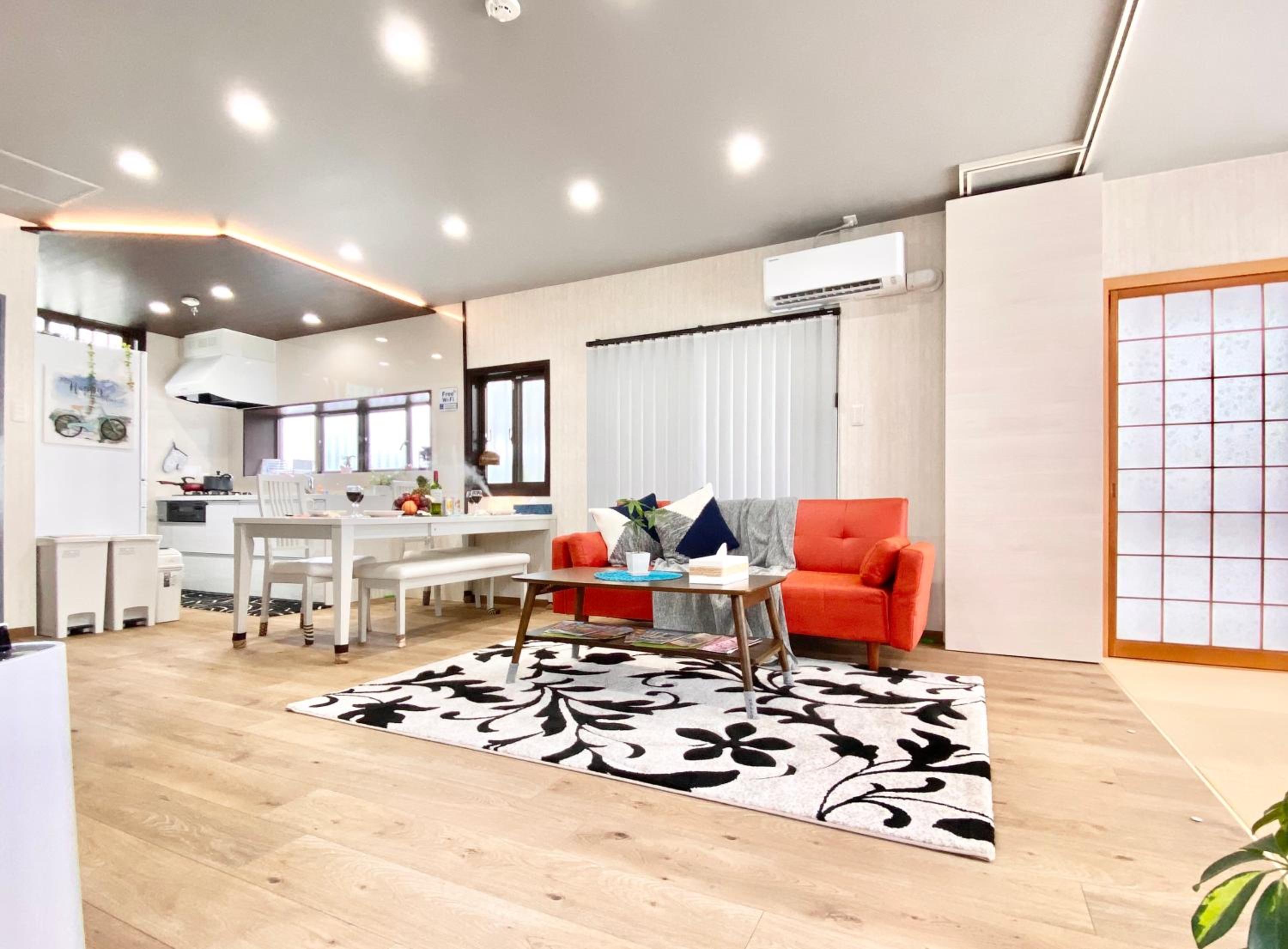 Three-Bedroom House photo 1
