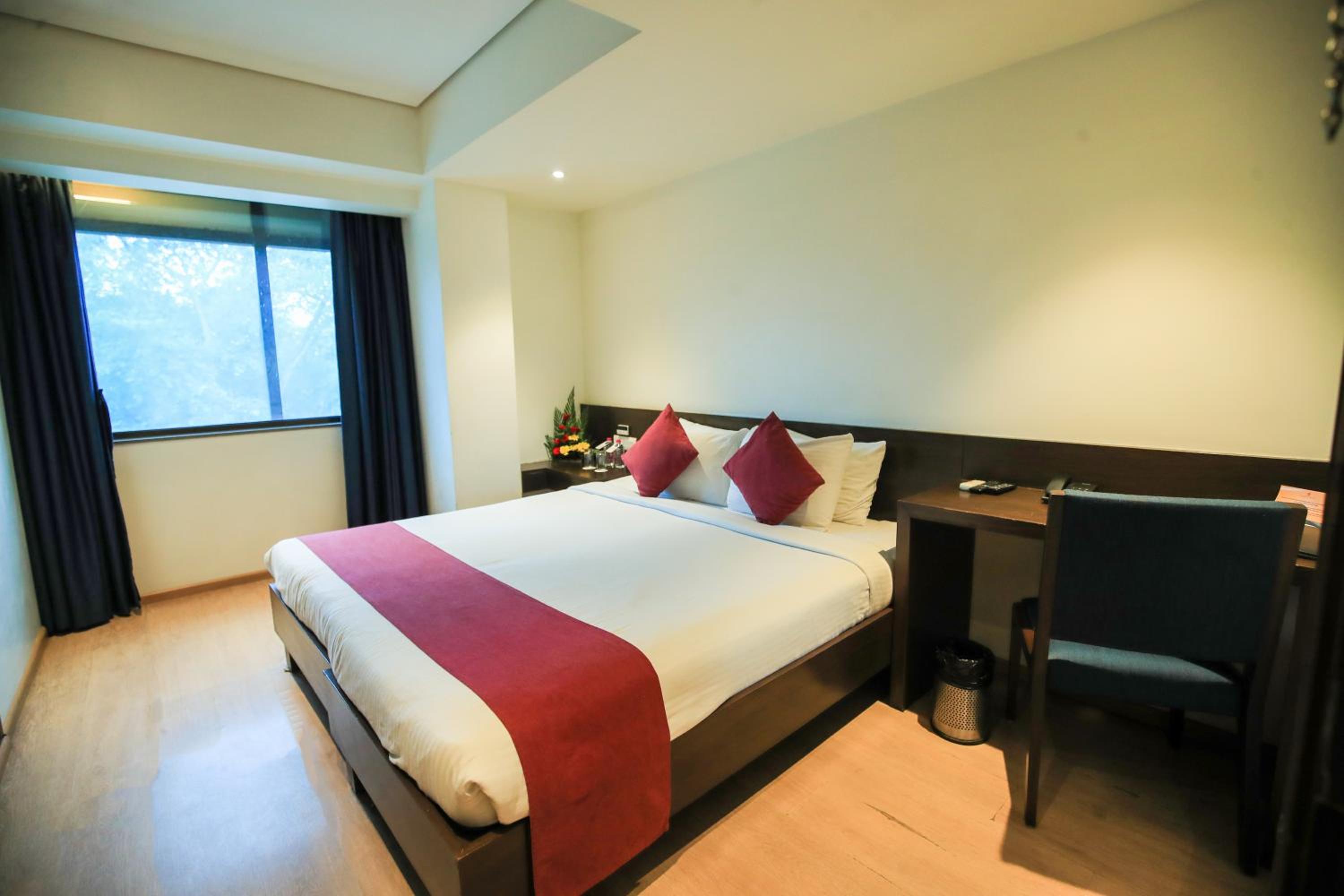Deluxe Double or Twin Room
