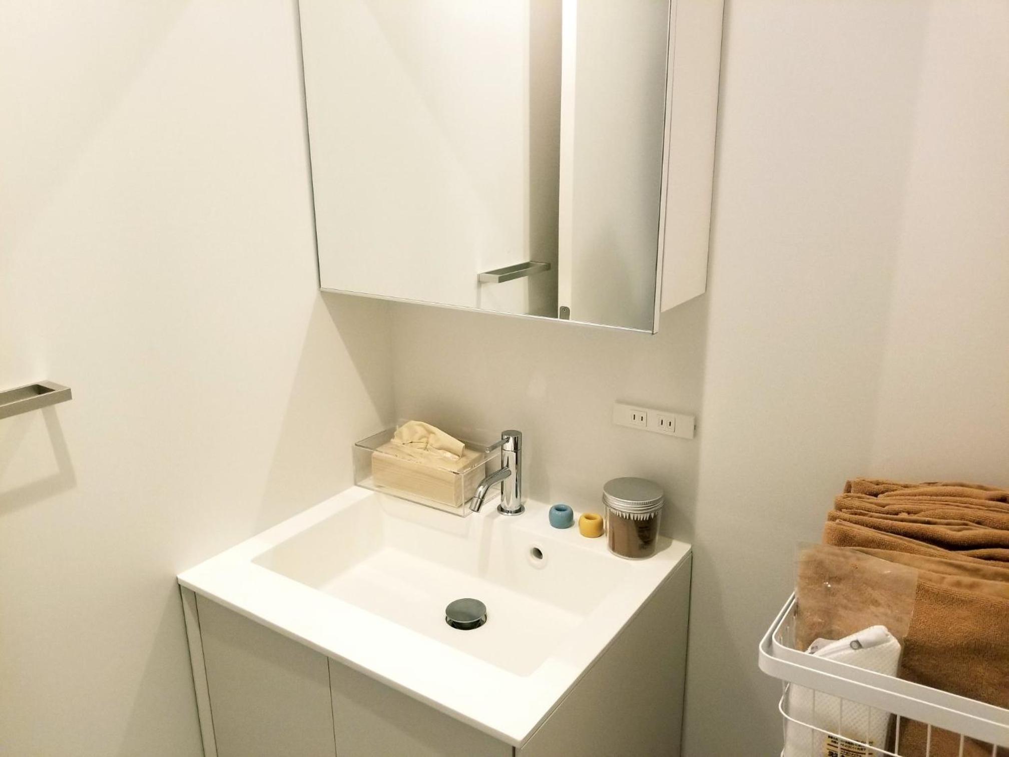 One-Bedroom House - Photo 19
