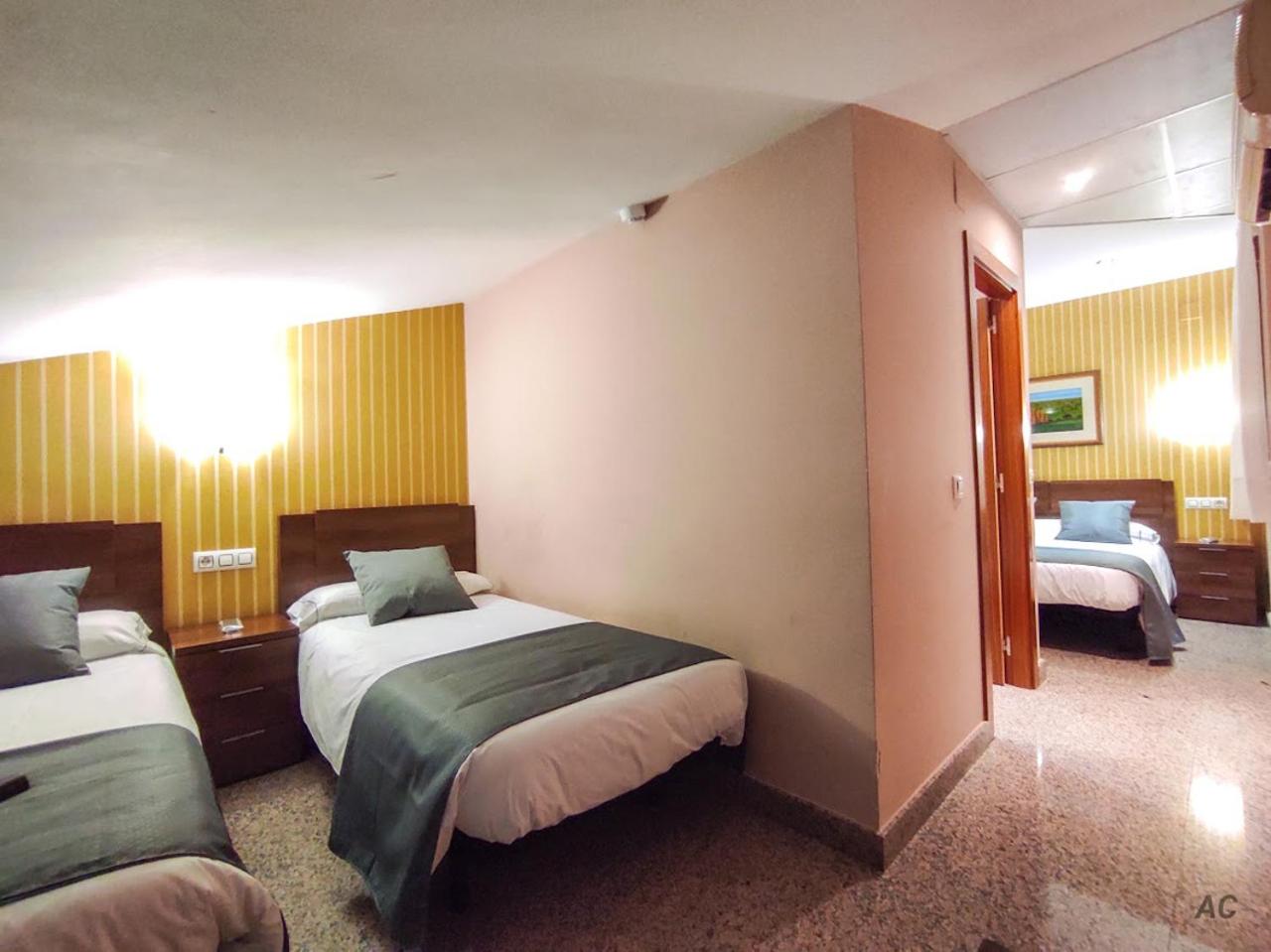 Quadruple Room with Bath