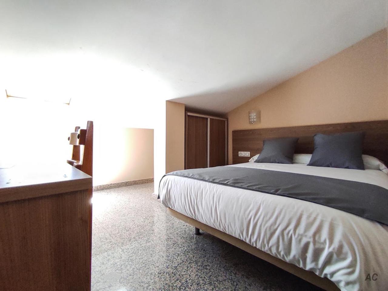 Small Double Room with Fan