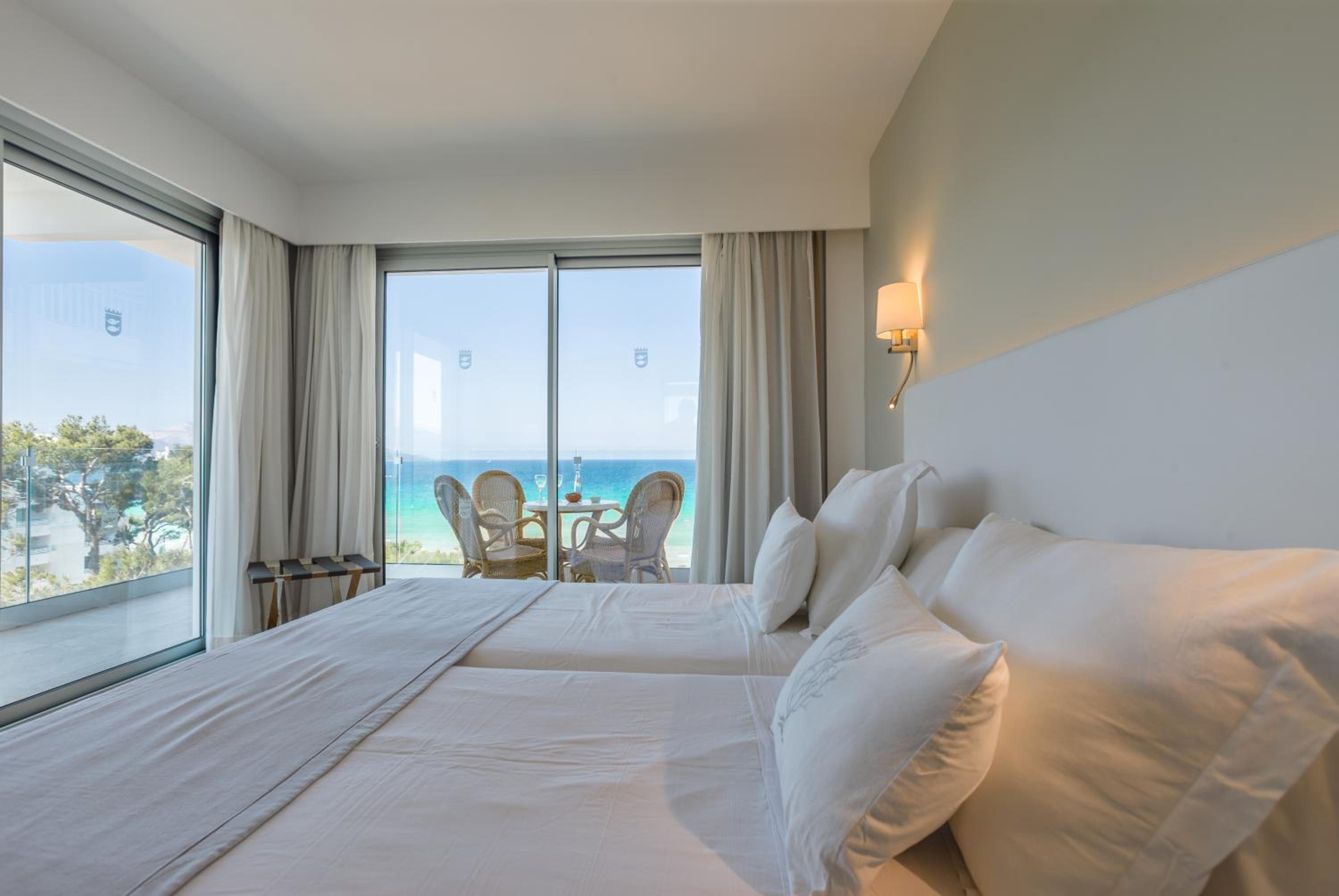 Suite Junior Premium con Vista lateral al Mar