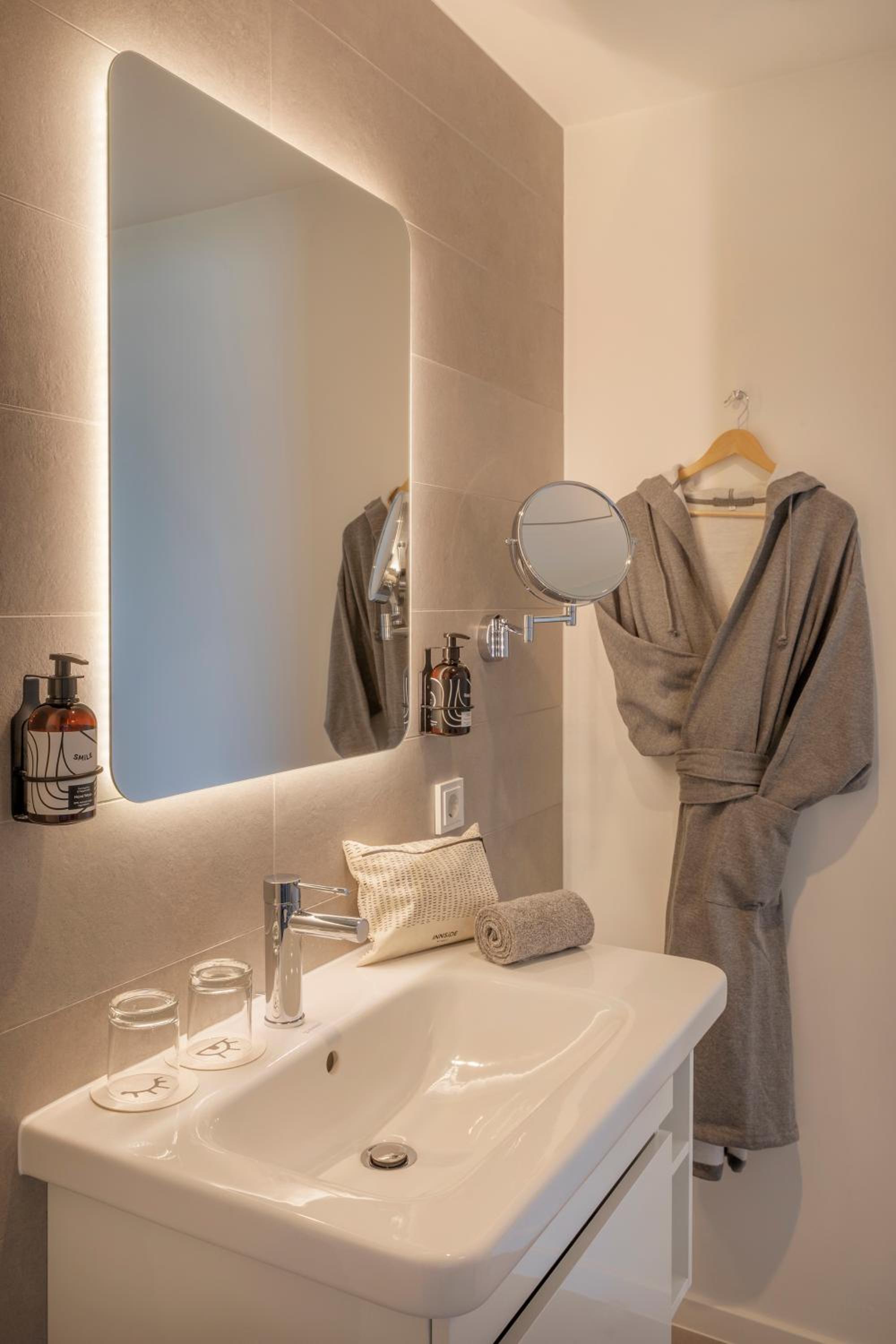 The Townhouse - Photo 5