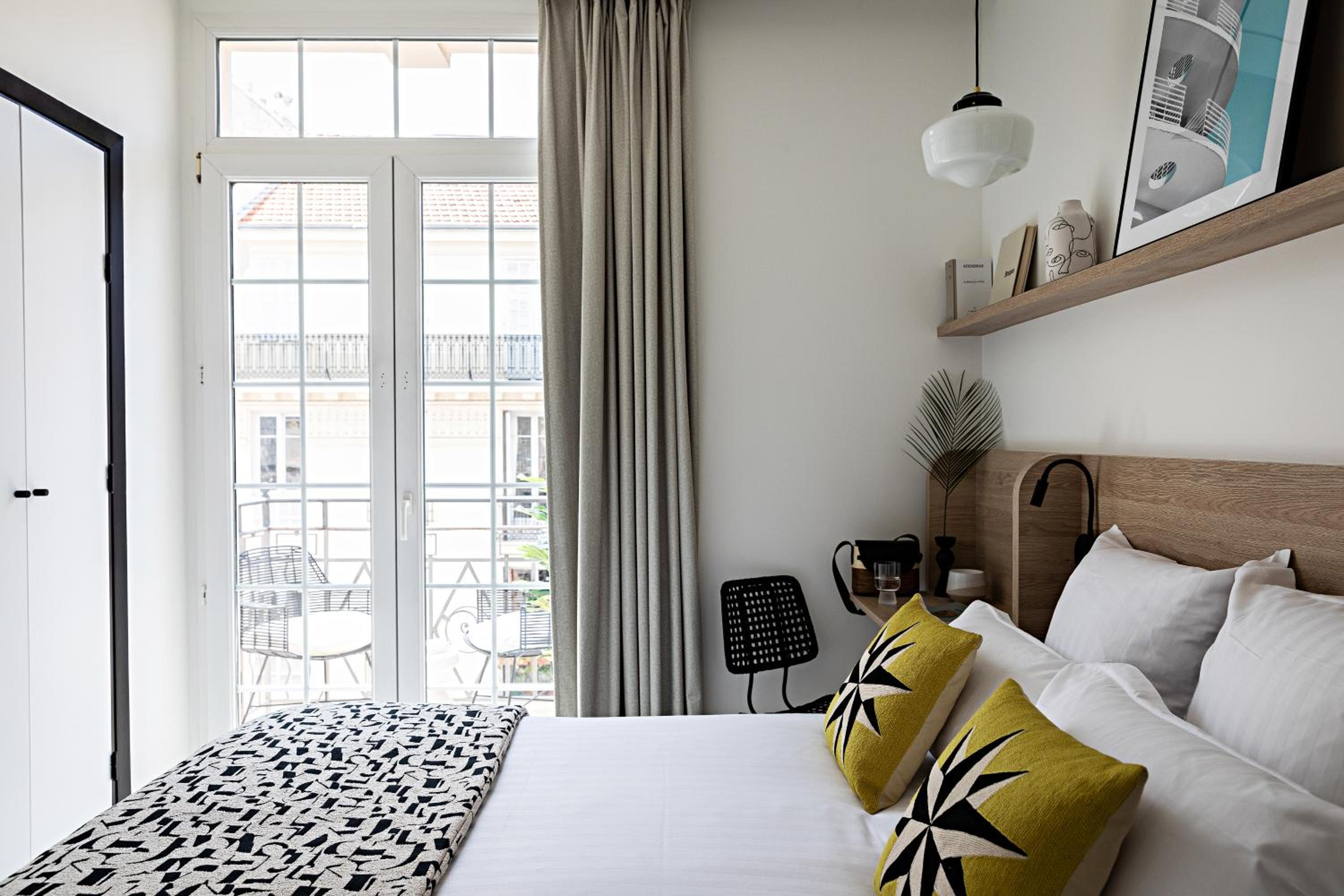 Classic Double Room - Photo 7