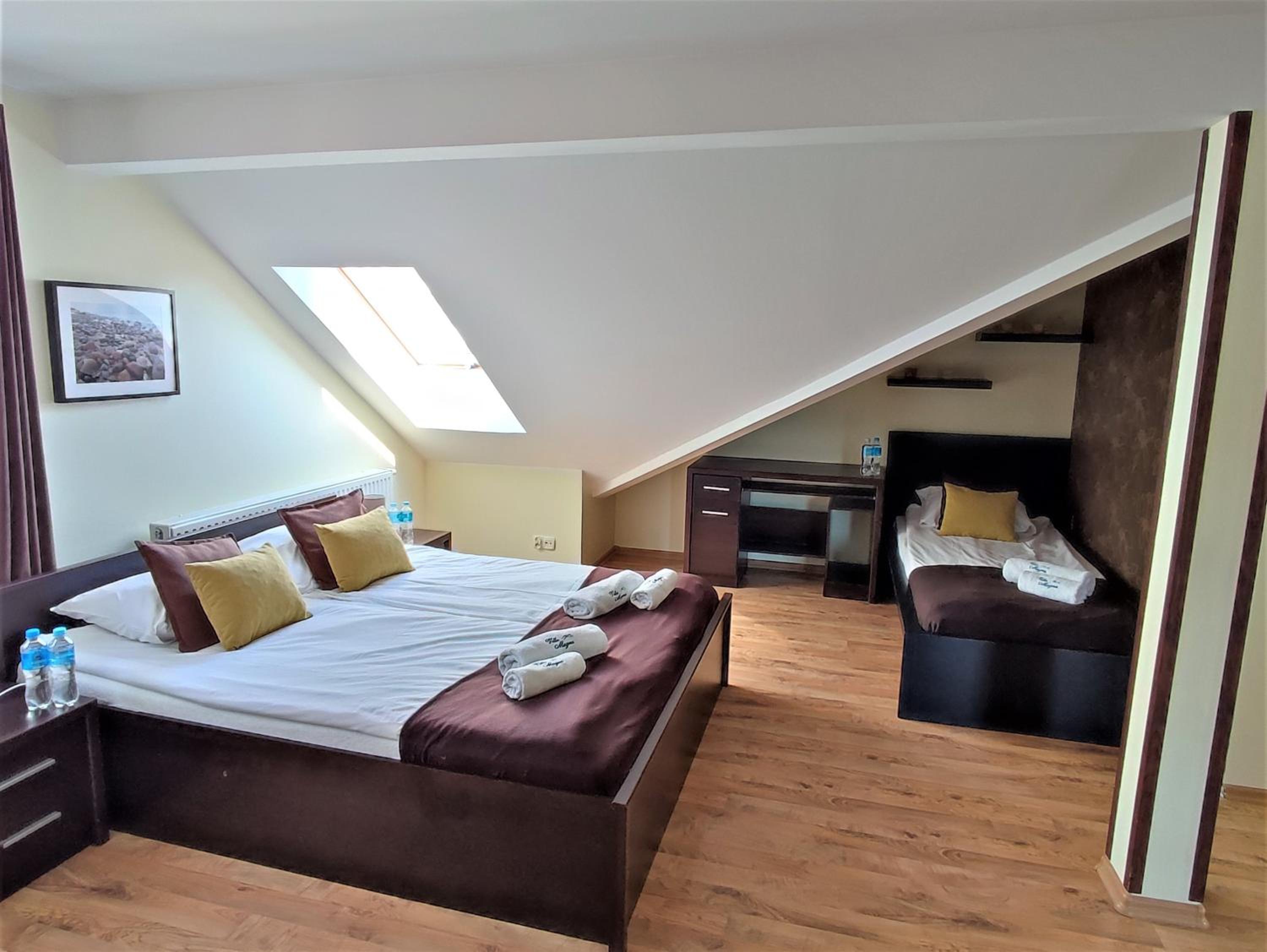 Apartment (4 Adults) - Photo 11