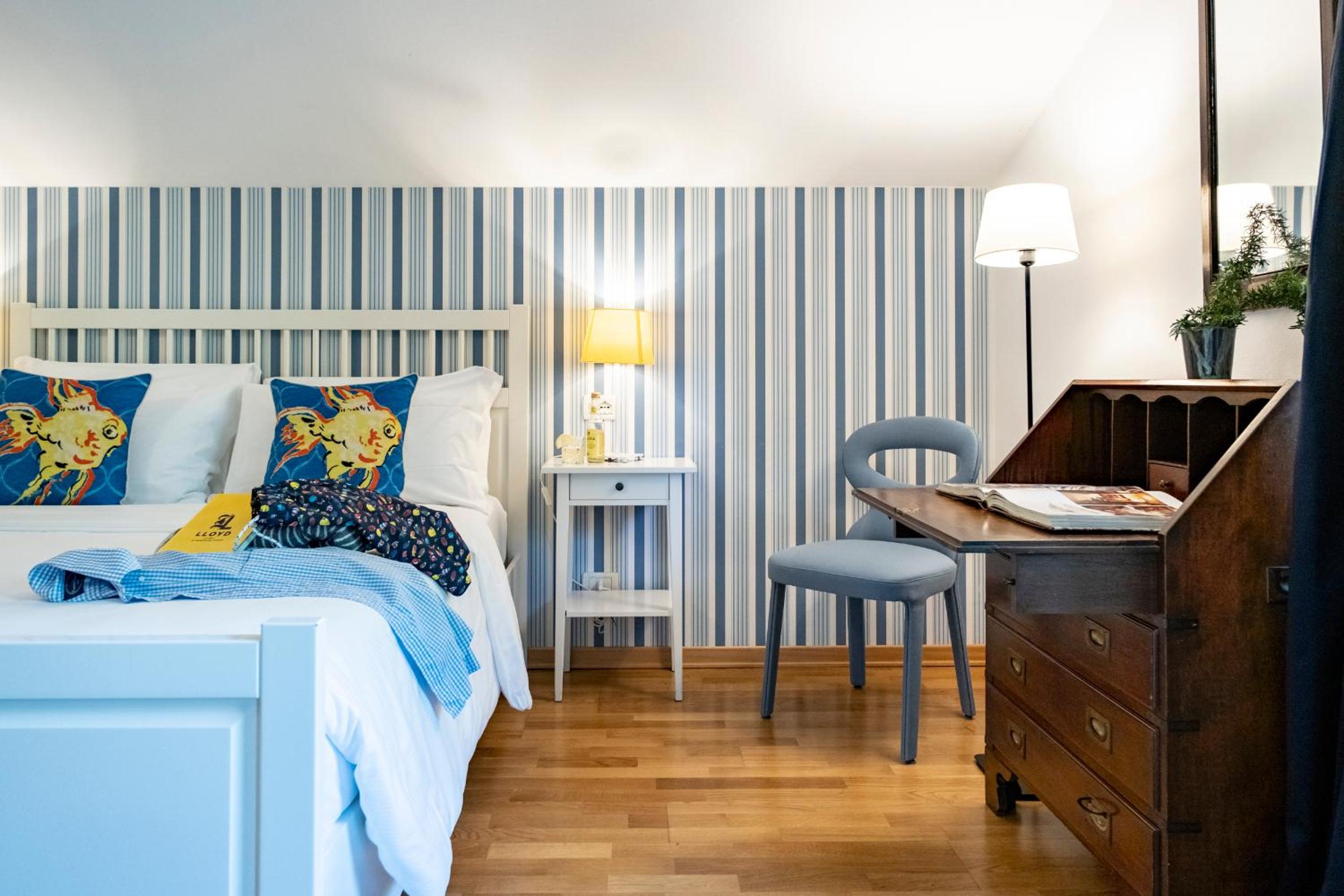 Double Room - Photo 5