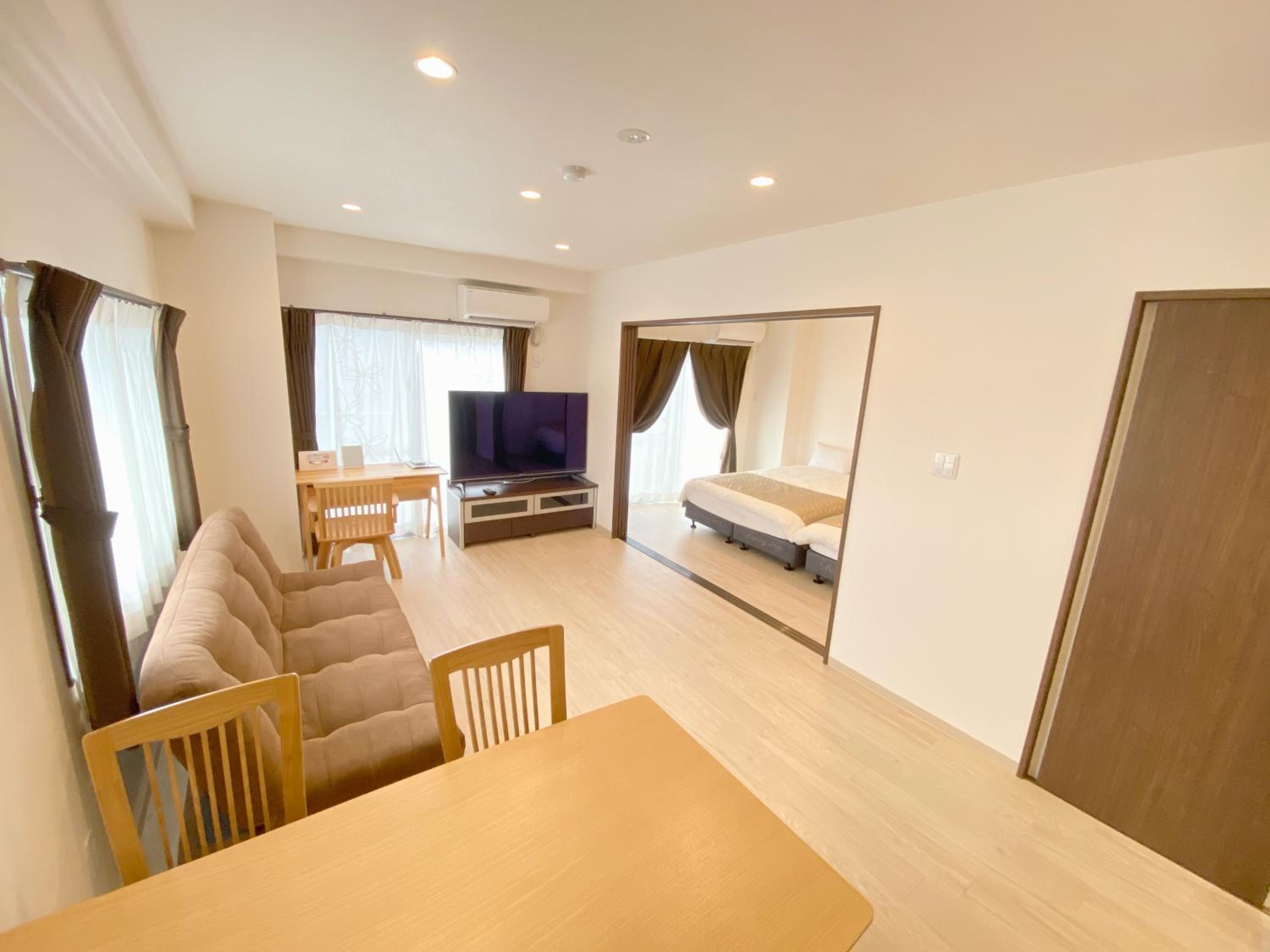 Deluxe Family Room