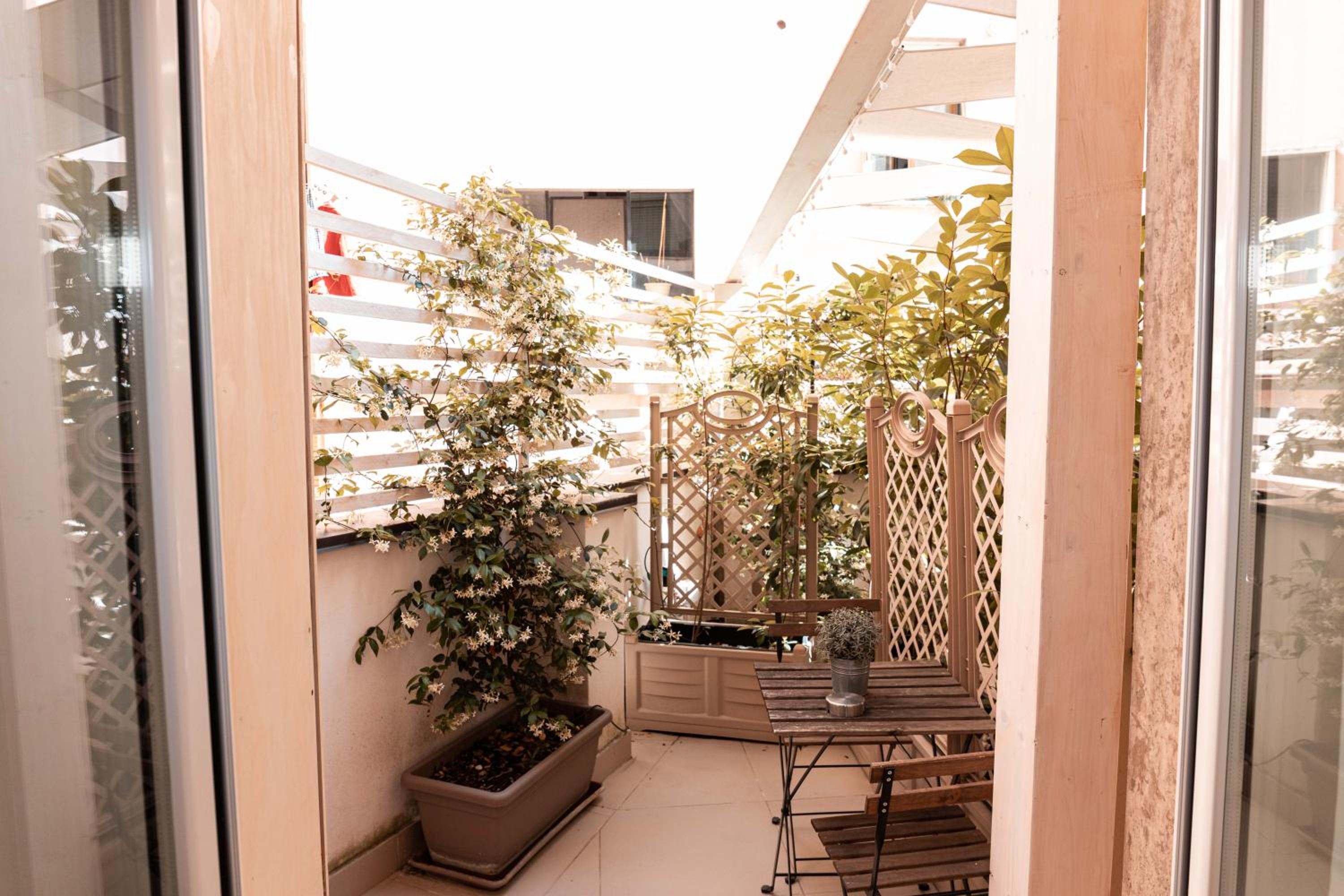 Double Room with Balcony photo 2