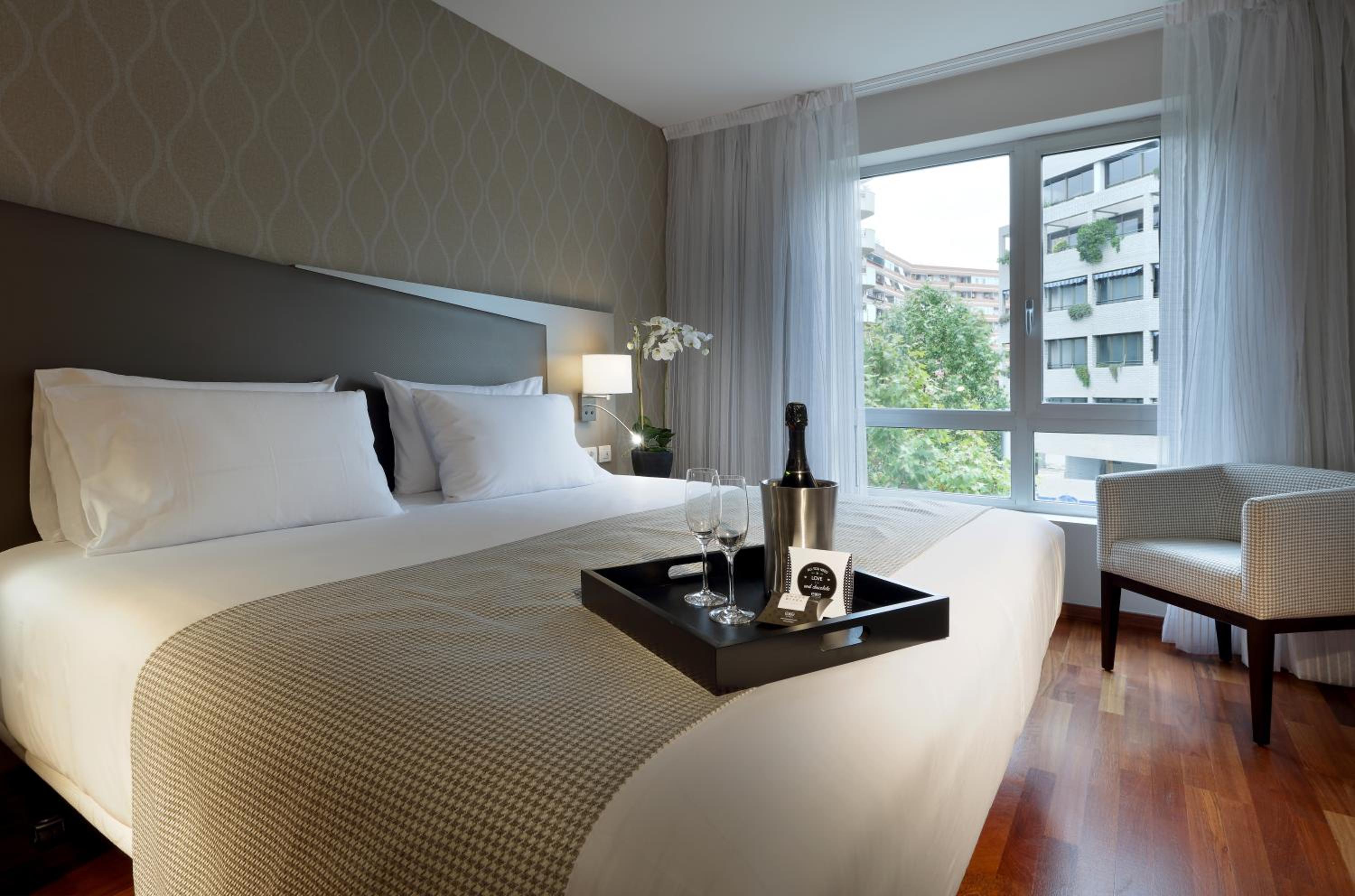 Double or Twin Room - Photo 5
