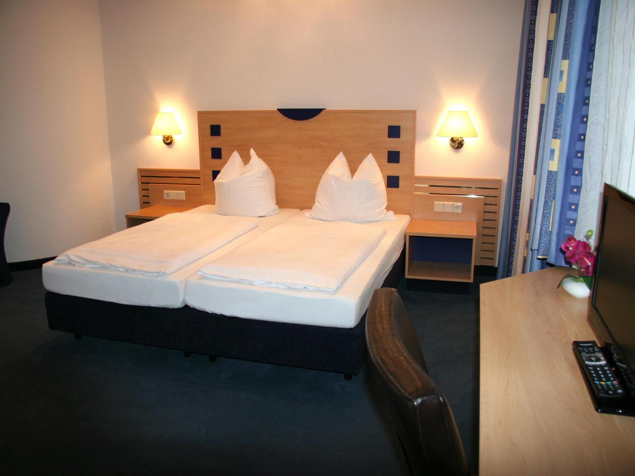 Standard Double Room photo 2