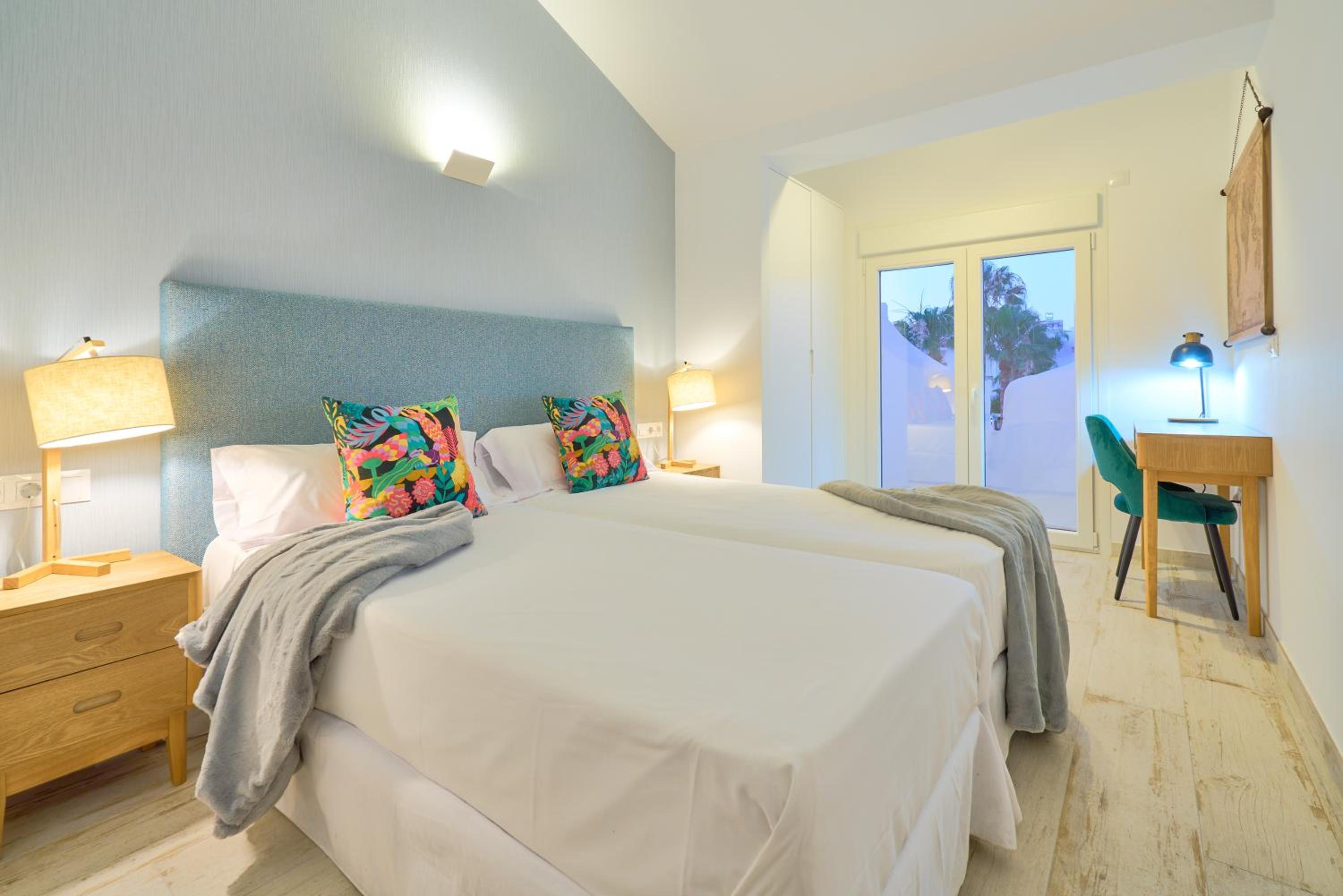 Superior Apartment - Photo 2