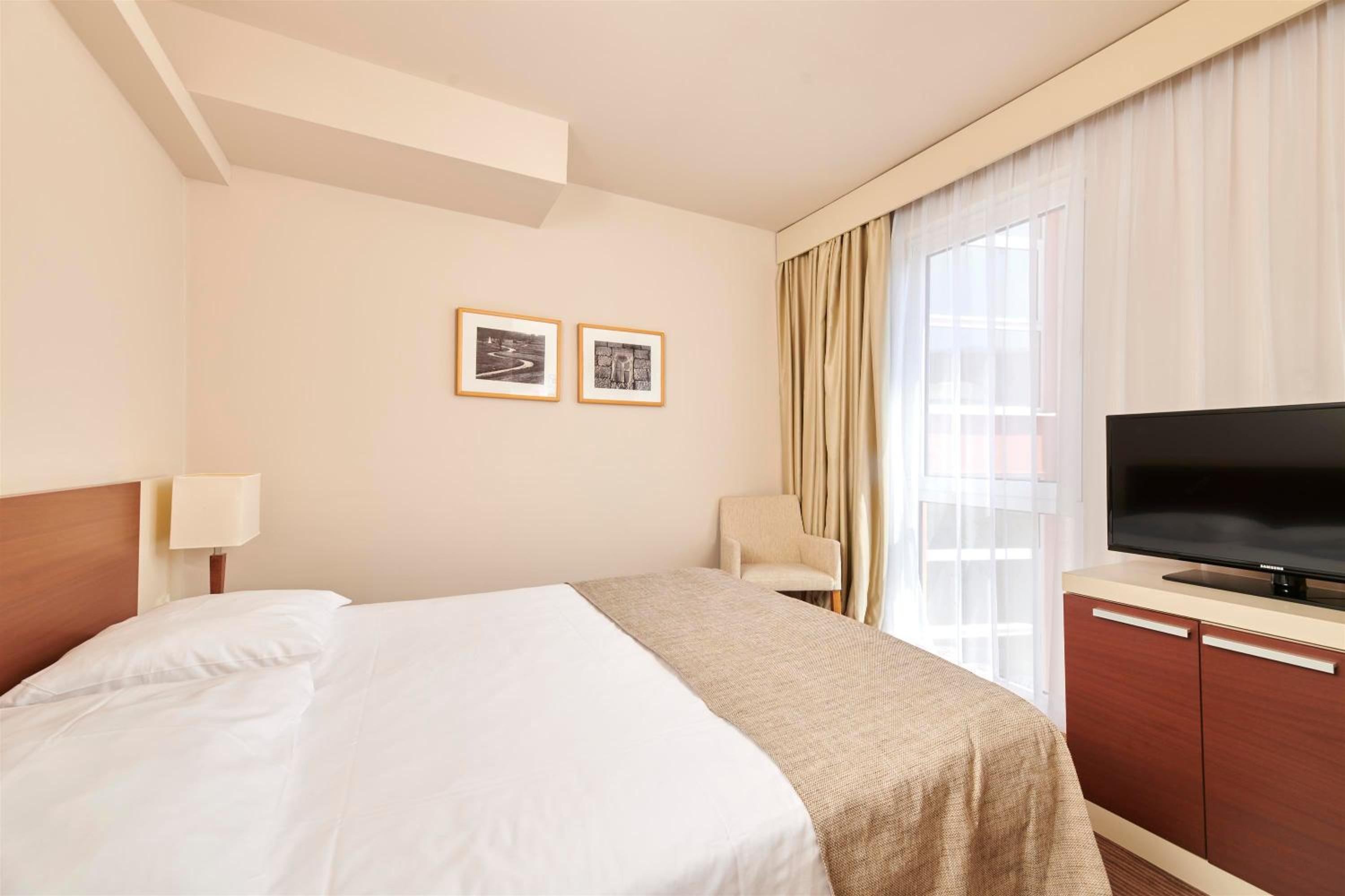 Economy Room - Photo 1