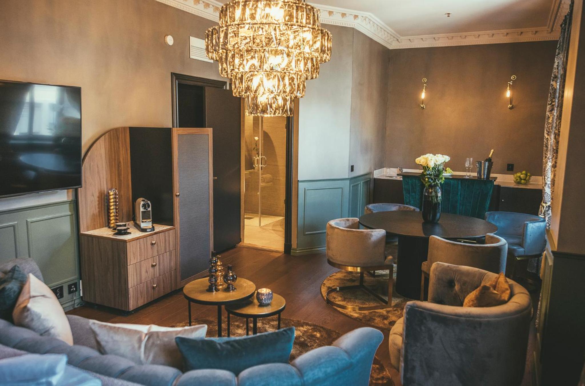 Junior Suite - Photo 1