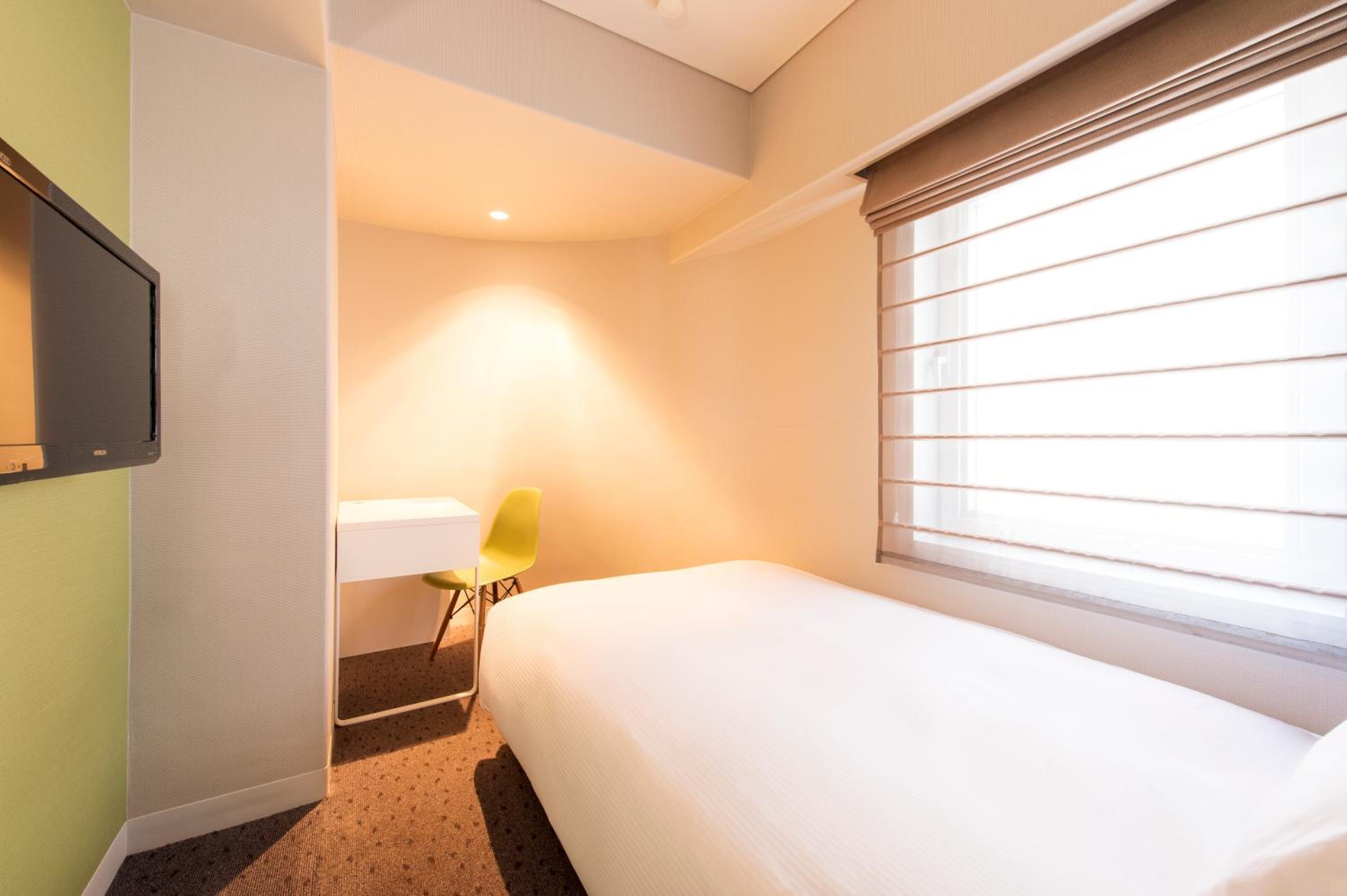 Standard Semi Double Room - Smoking photo 1