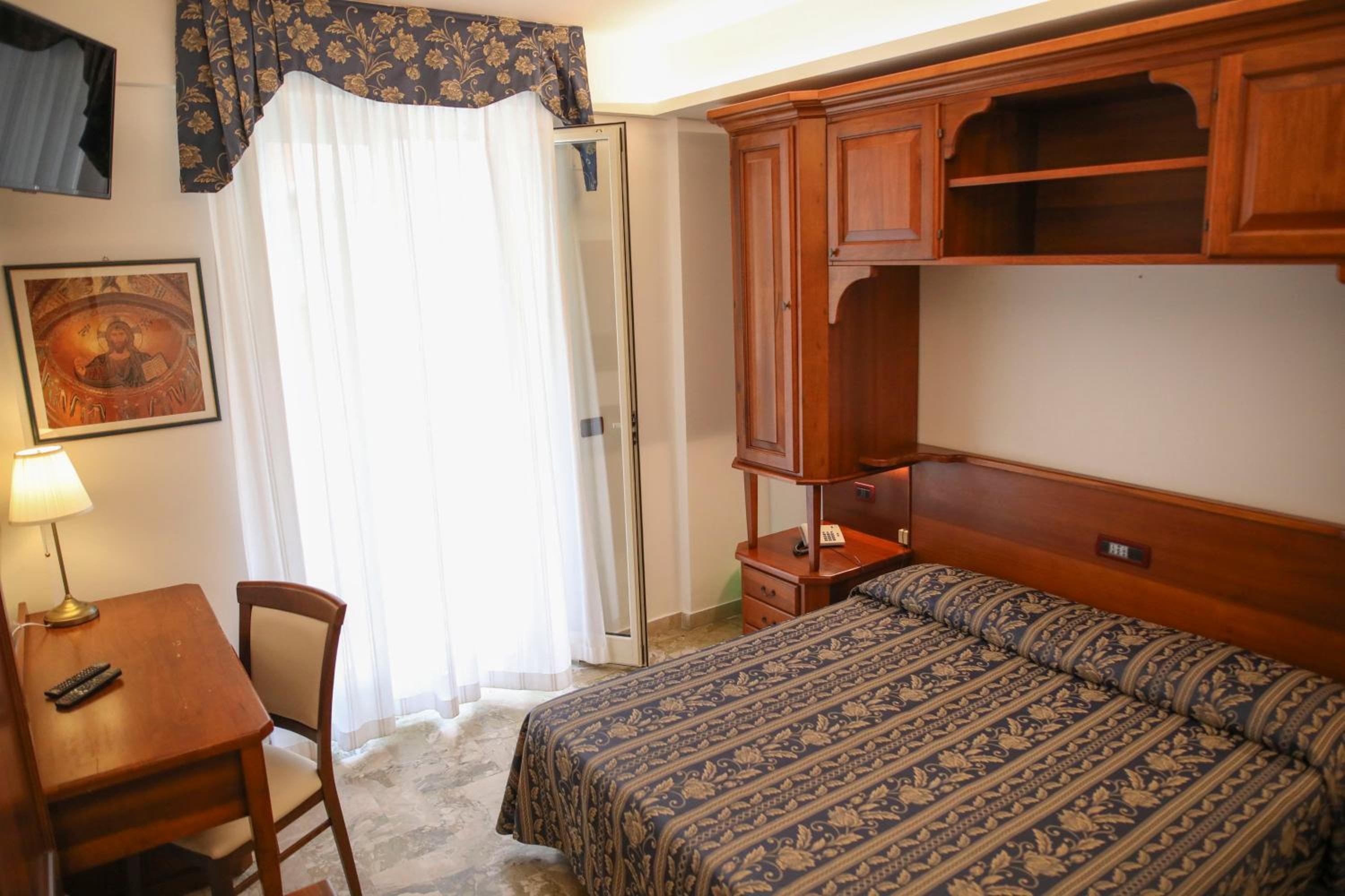 Comfort Double or Twin Room - Photo 15