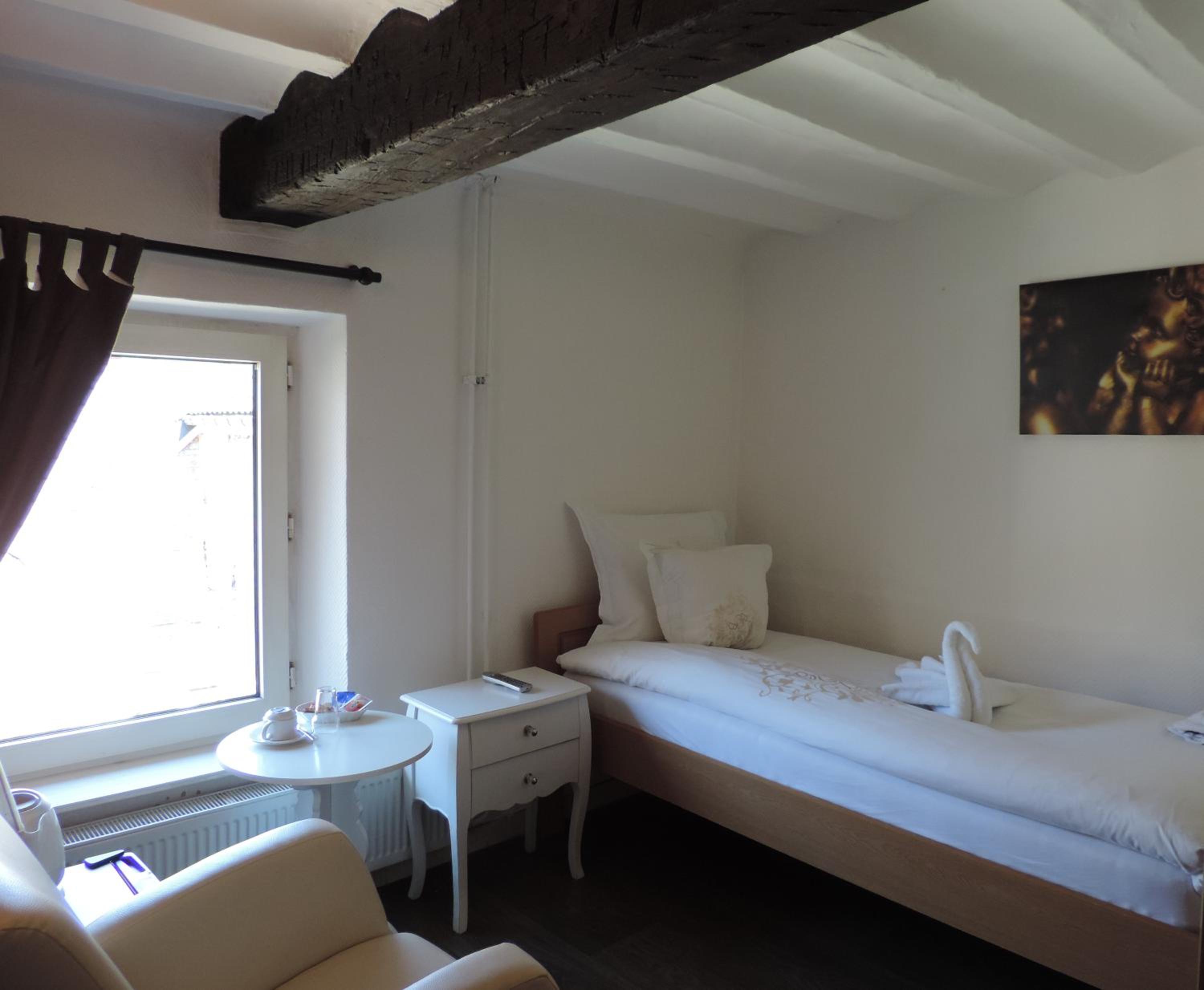 Single Room With Private Bathroom photo 1