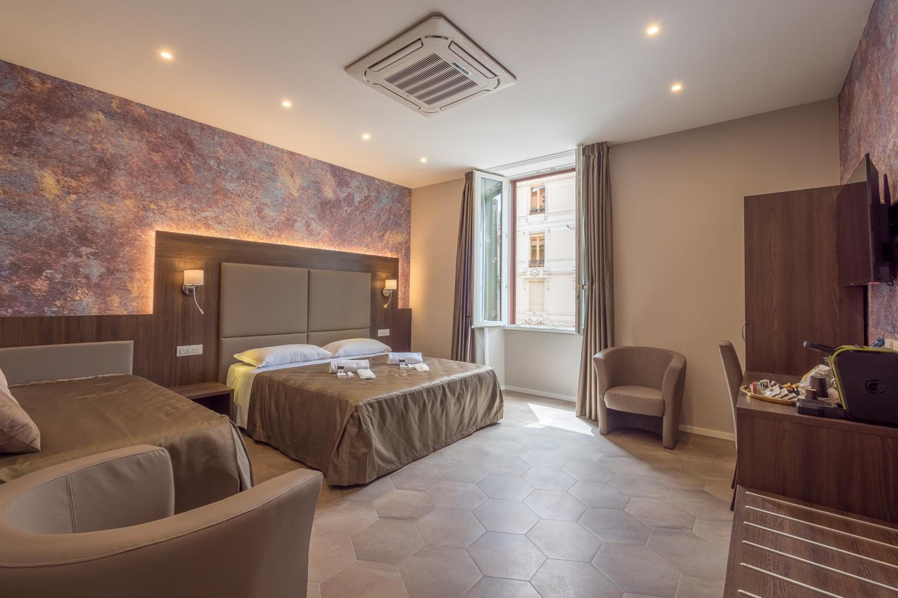 Deluxe Double Room photo 1