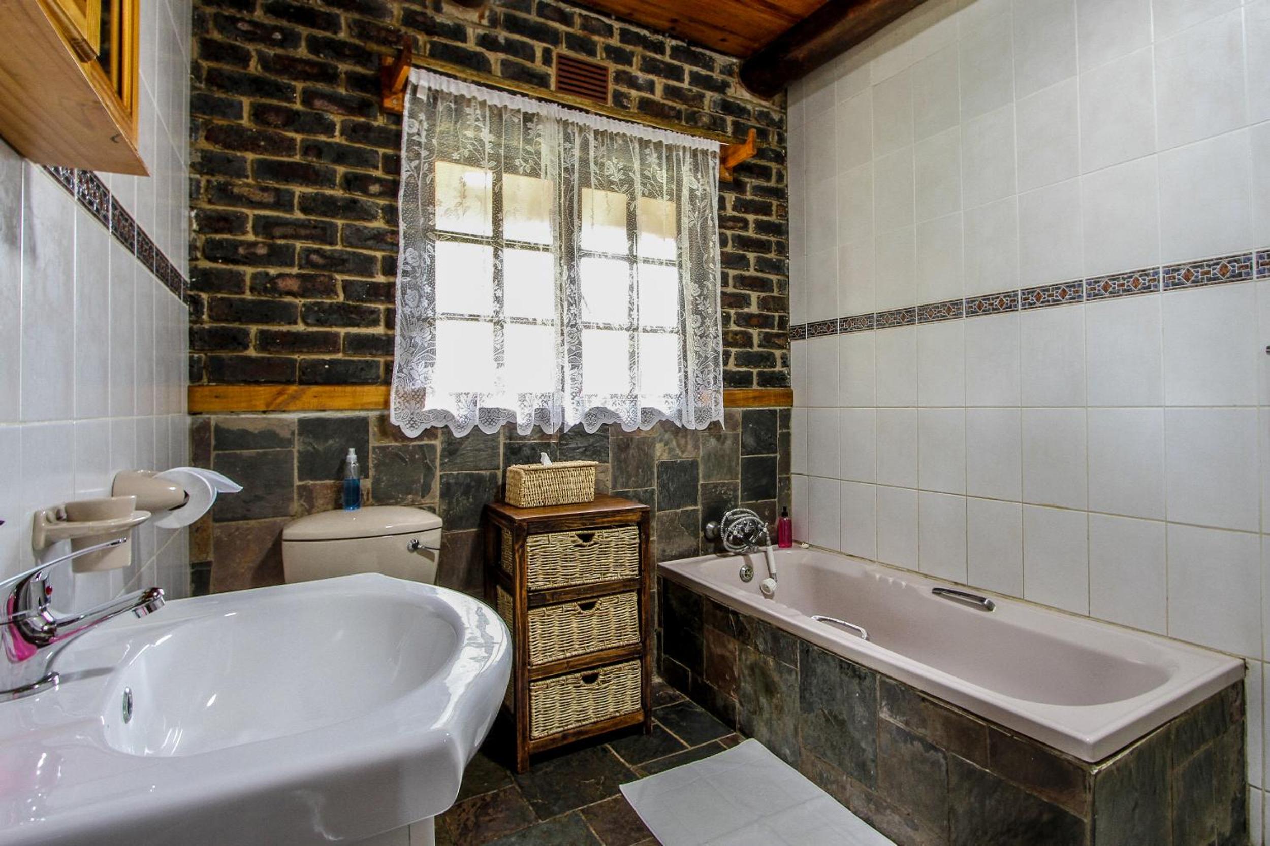 Family Suite - Photo 23