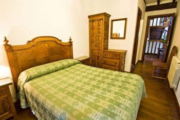 Habitación Estándar con Cama Queen