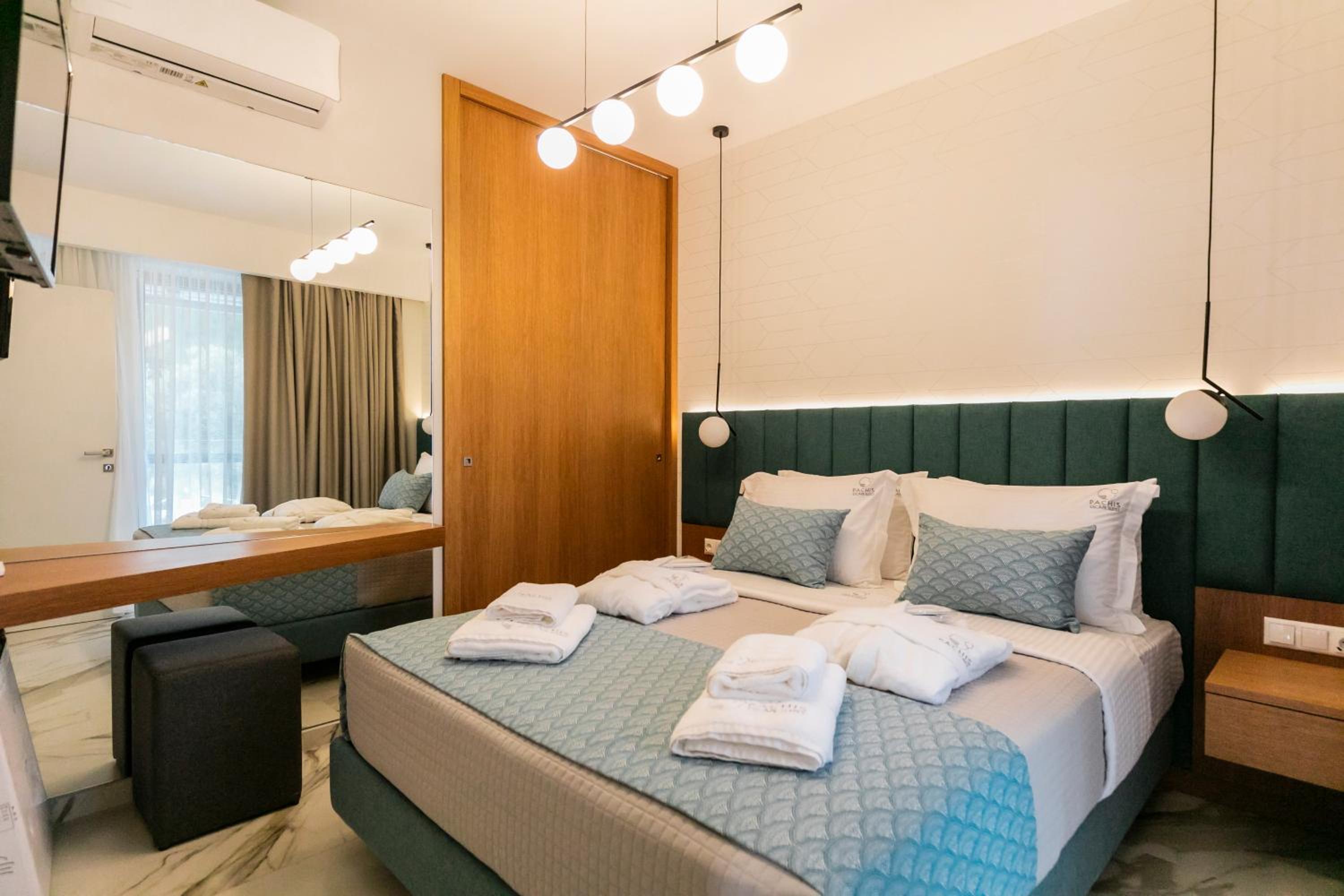 Junior Suite with Sea View photo 3
