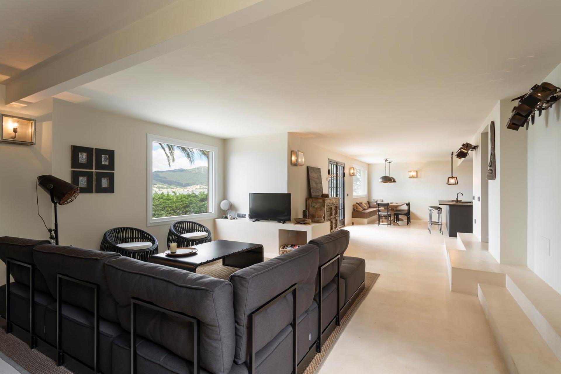 Villa de Tres Habitaciones