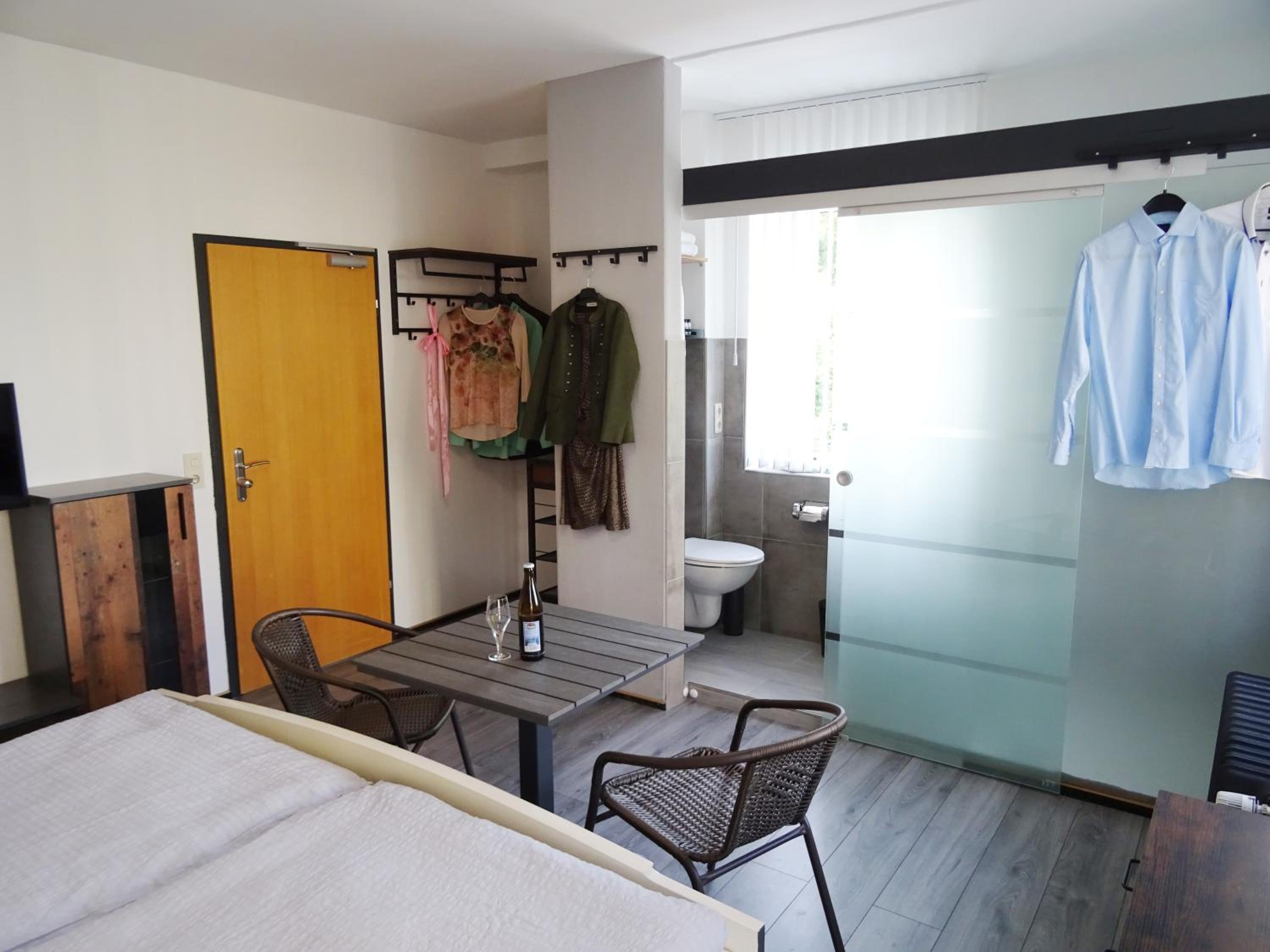 Triple Room with Balcony - Photo 3