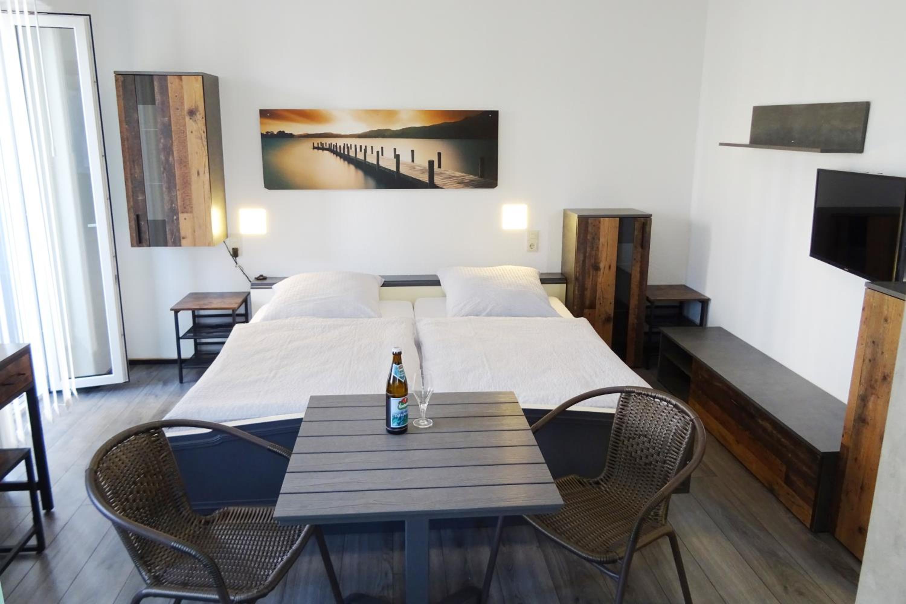 Triple Room with Balcony - Photo 5