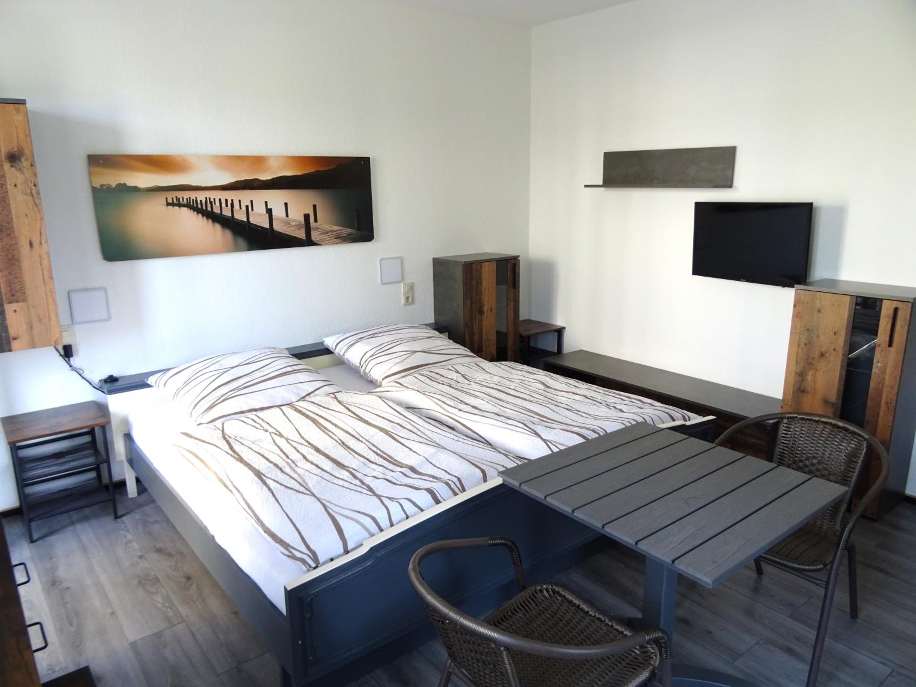 Triple Room with Balcony - Photo 7