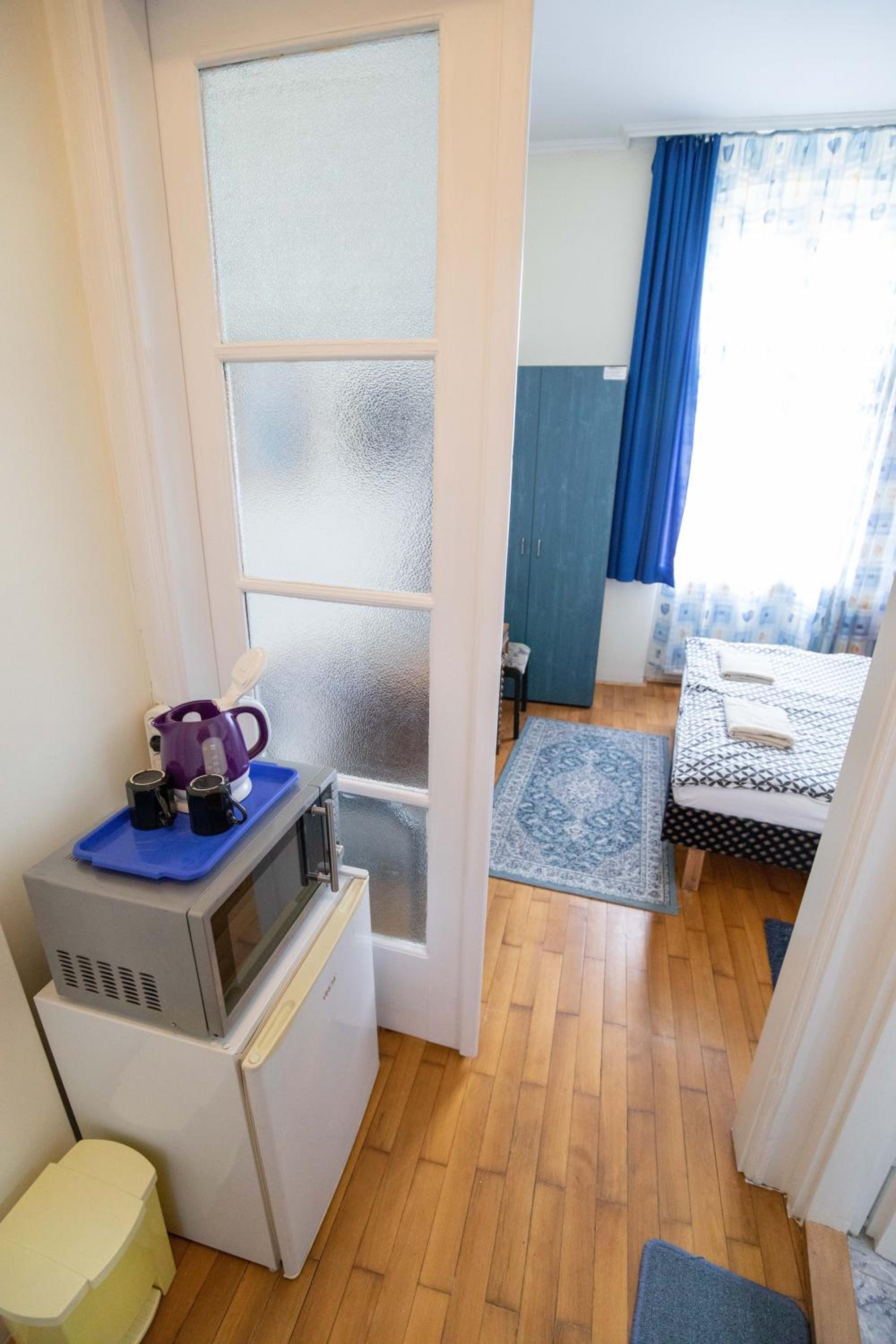 Standard Double or Twin Room photo 3