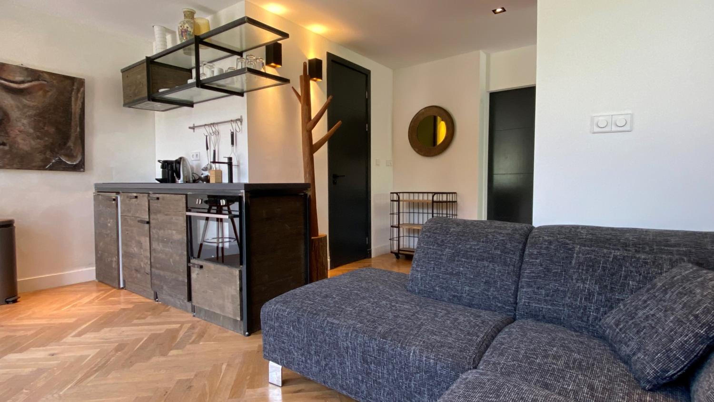 Apartment with Terrace - Photo 3