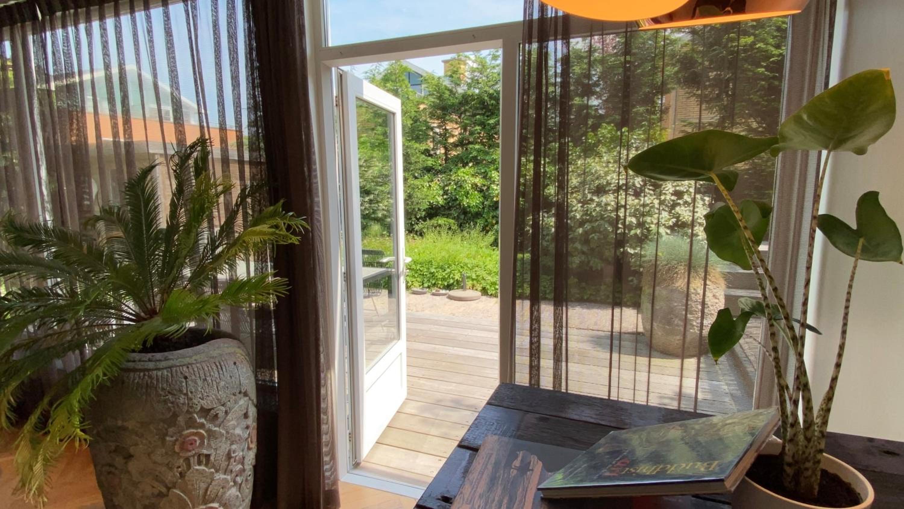 Apartment with Terrace - Photo 5