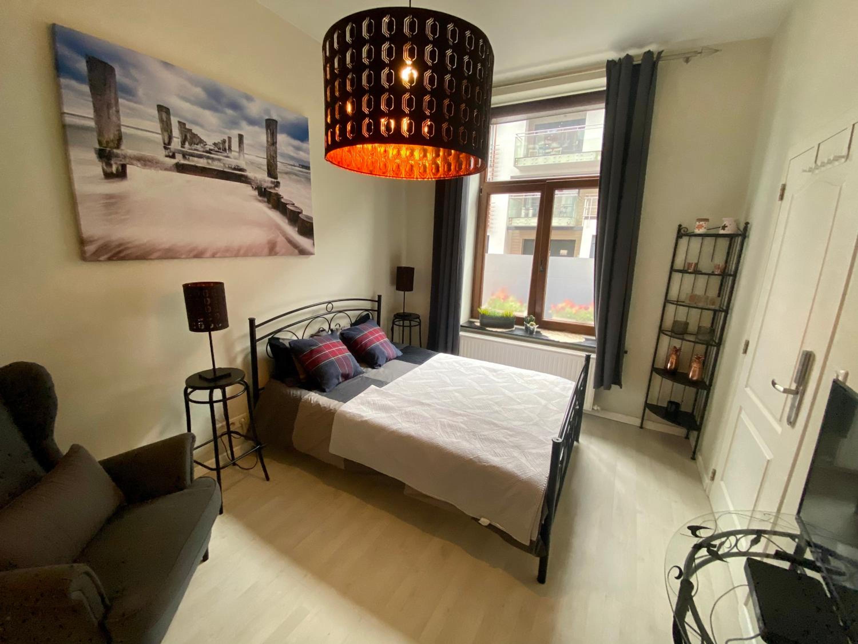 Studio Apartment - Photo 7