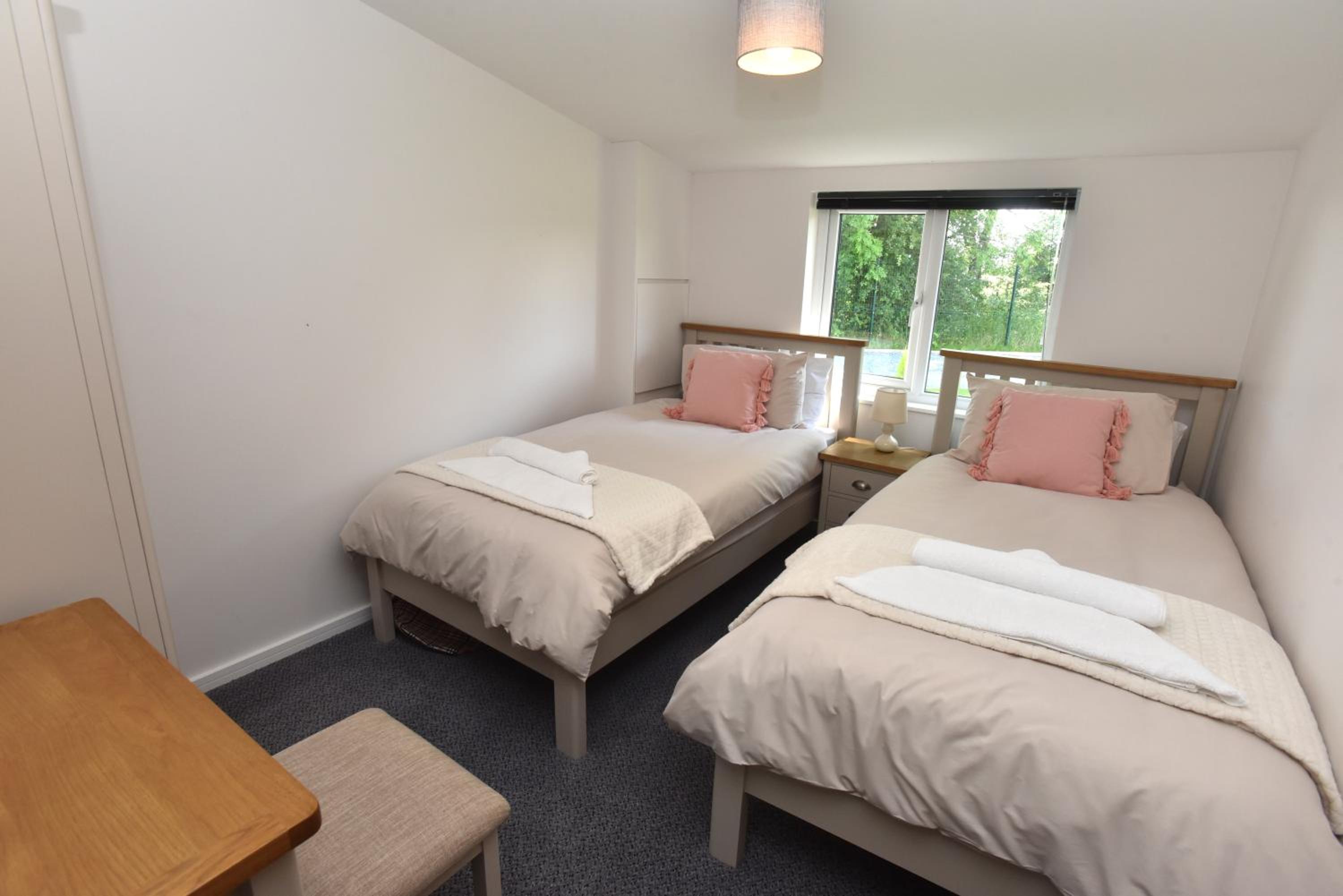 Bens Den 2 Bedroom Lodge photo 2
