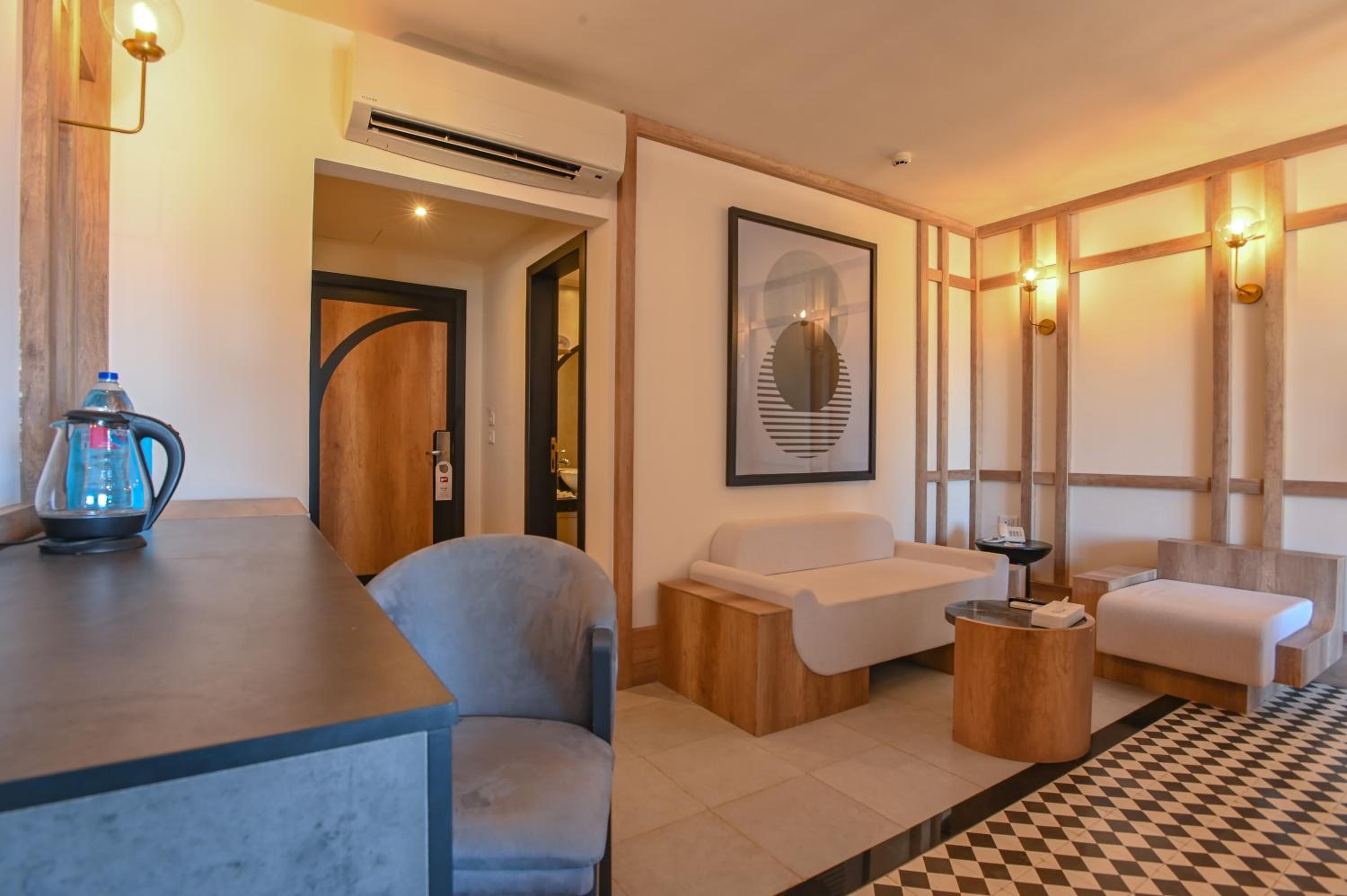 Junior Suite with Sea View - Photo 5